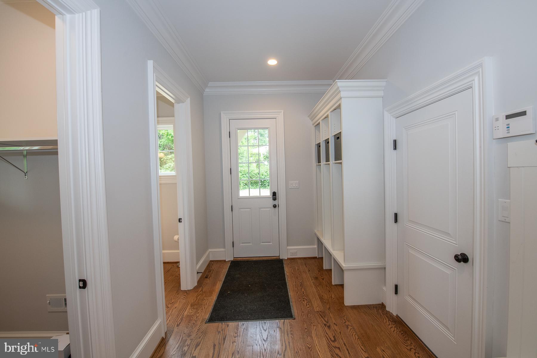 GLADWYNE - Residential