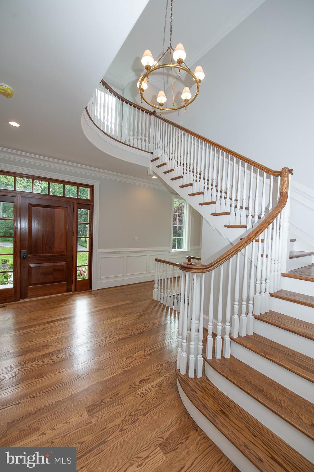 GLADWYNE - Residential