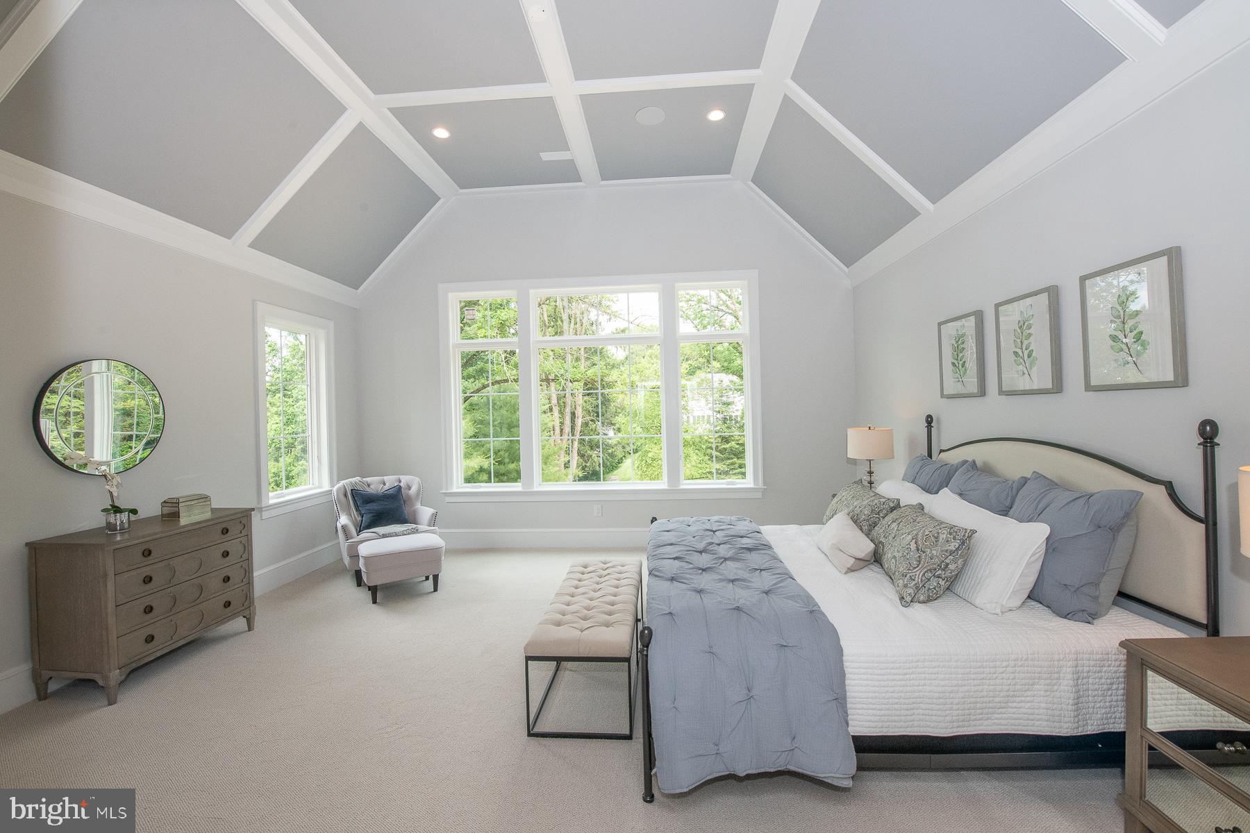 GLADWYNE - Residential