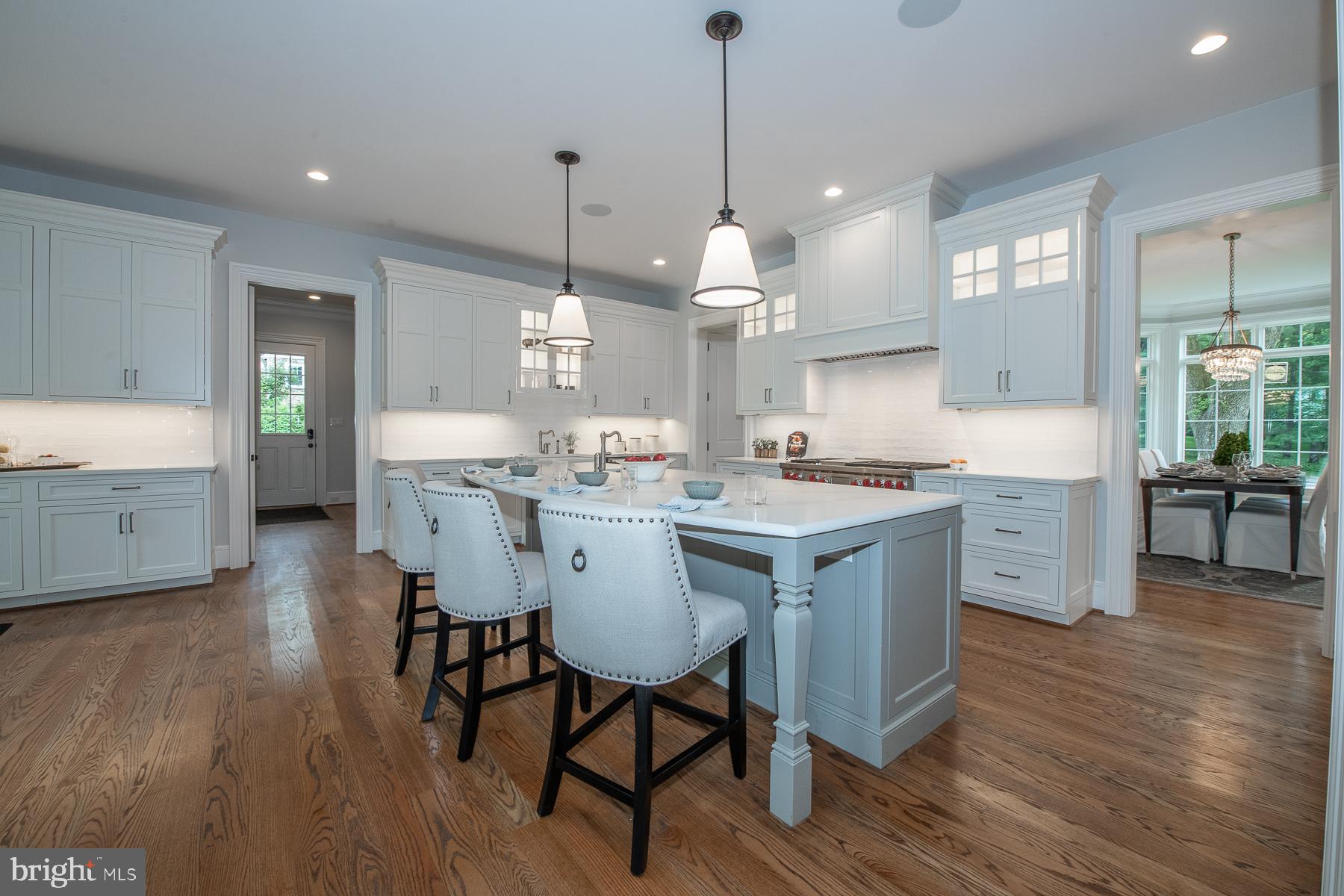 GLADWYNE - Residential