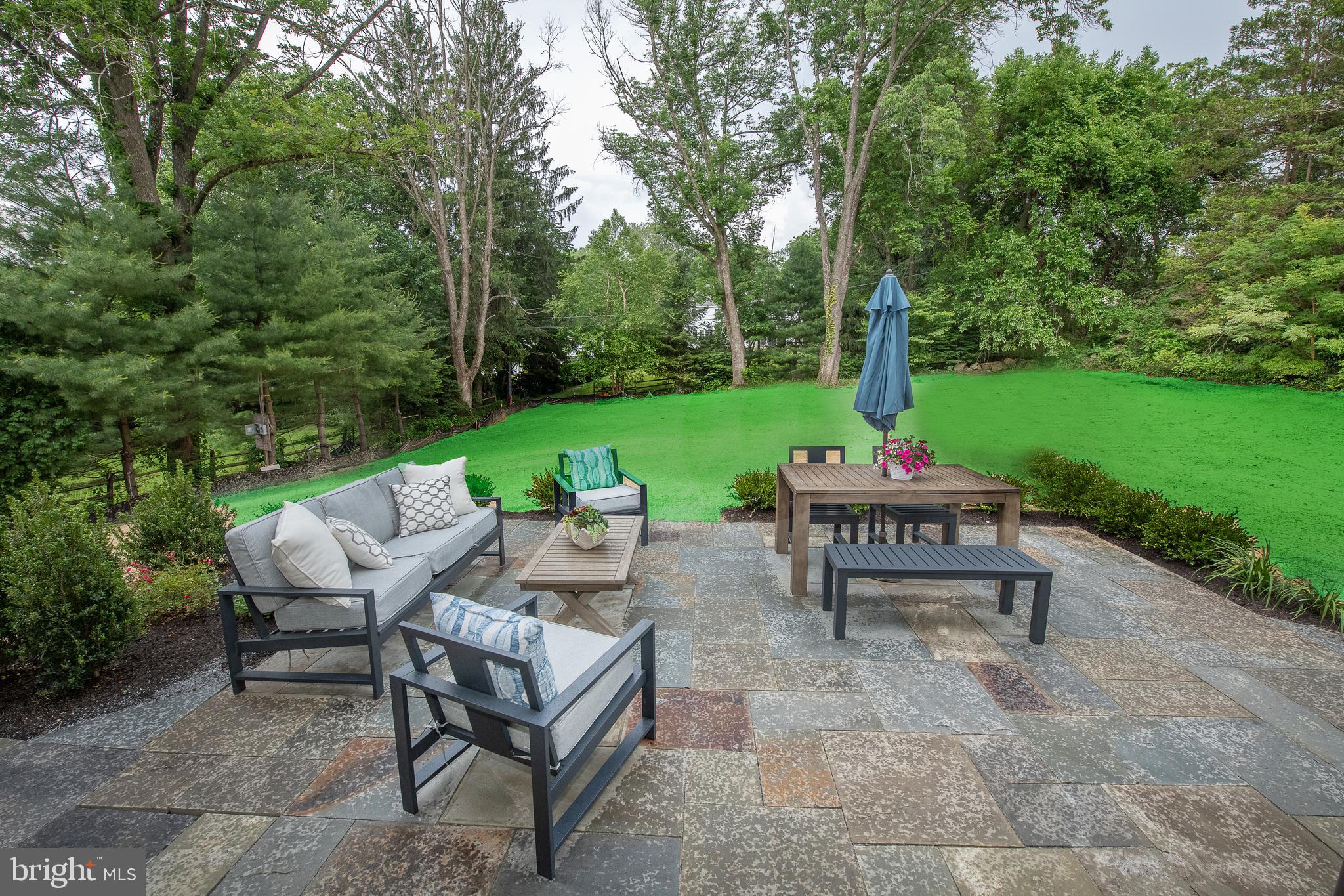 GLADWYNE - Residential