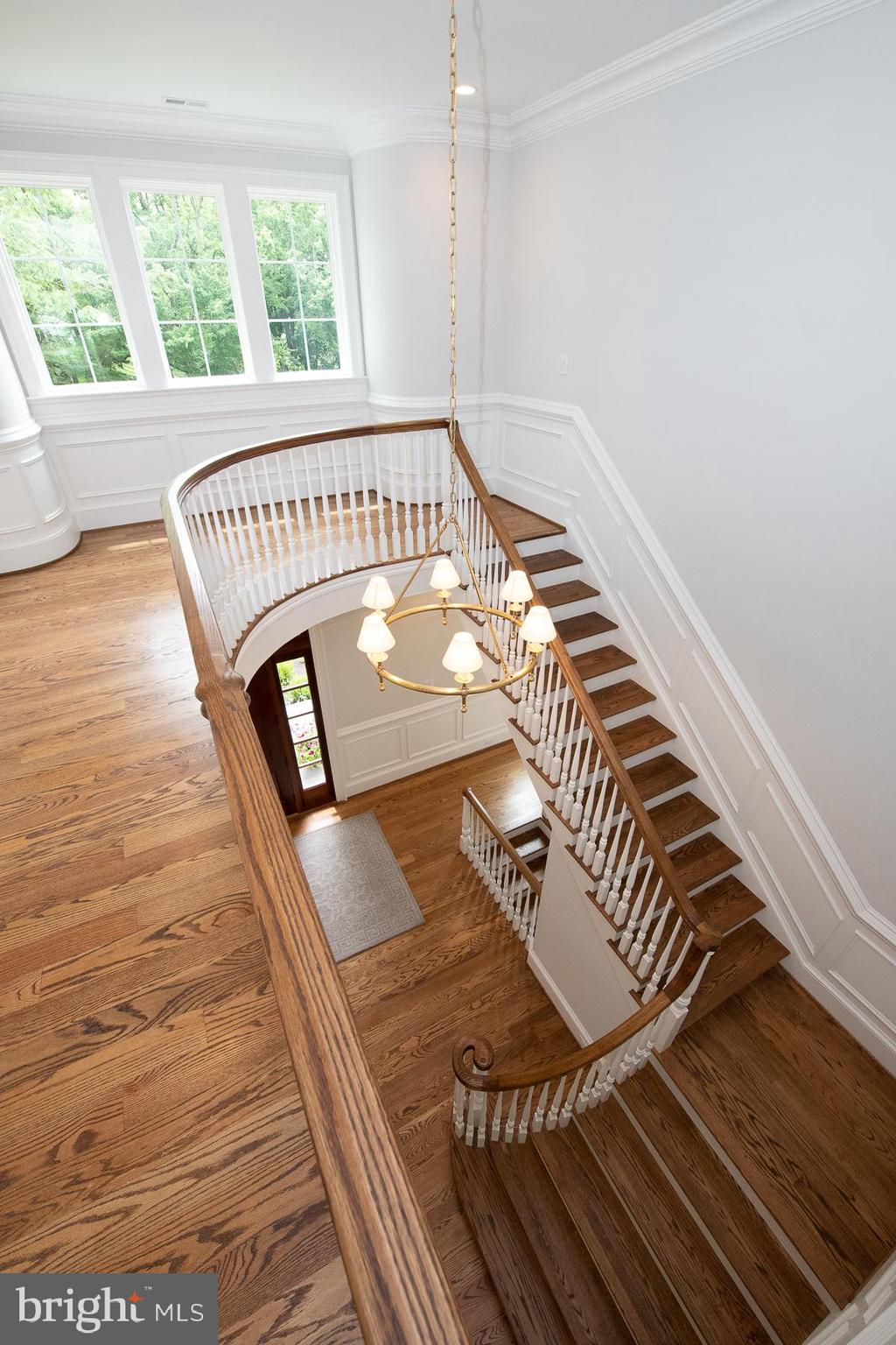 GLADWYNE - Residential