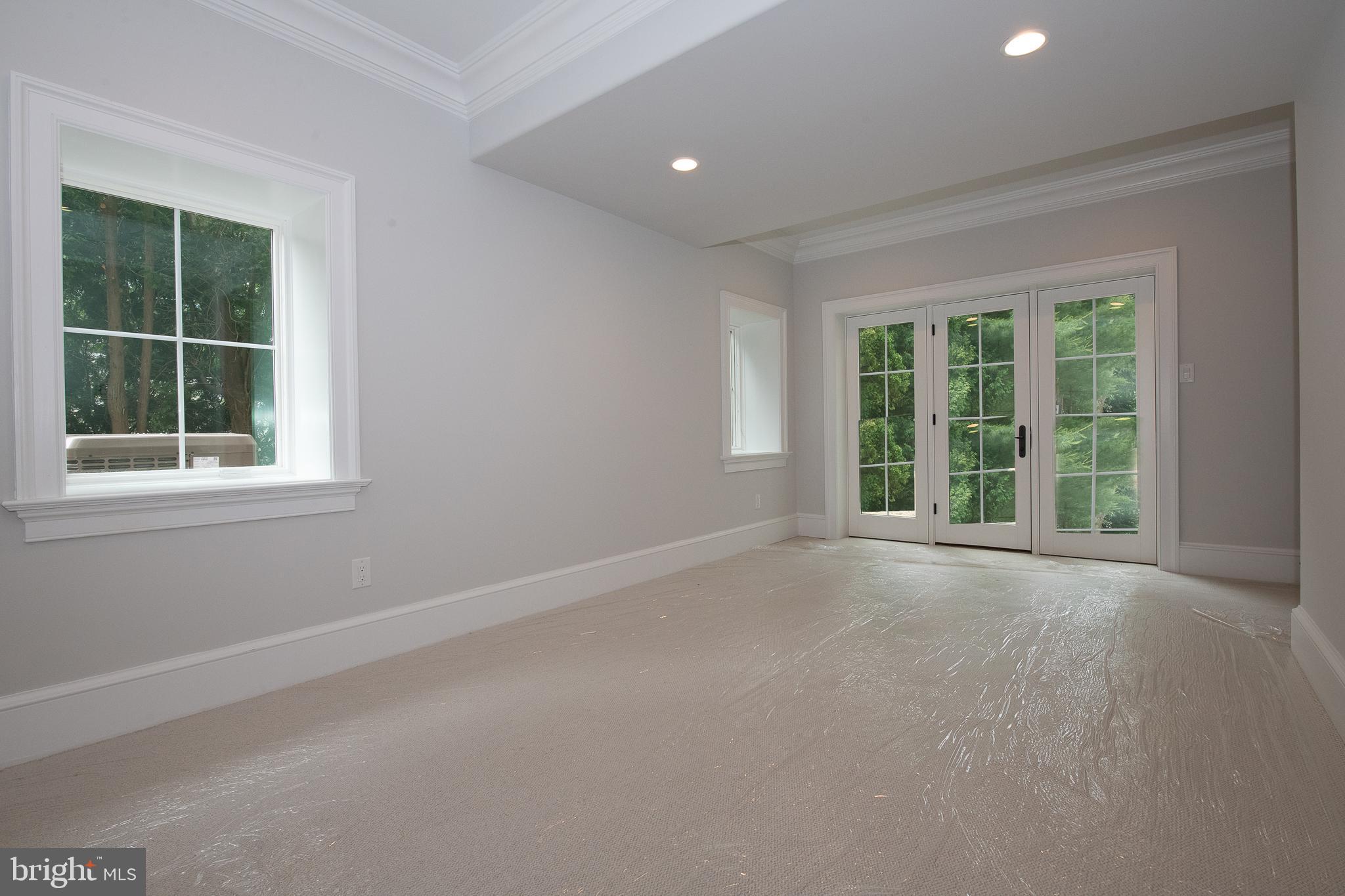 GLADWYNE - Residential