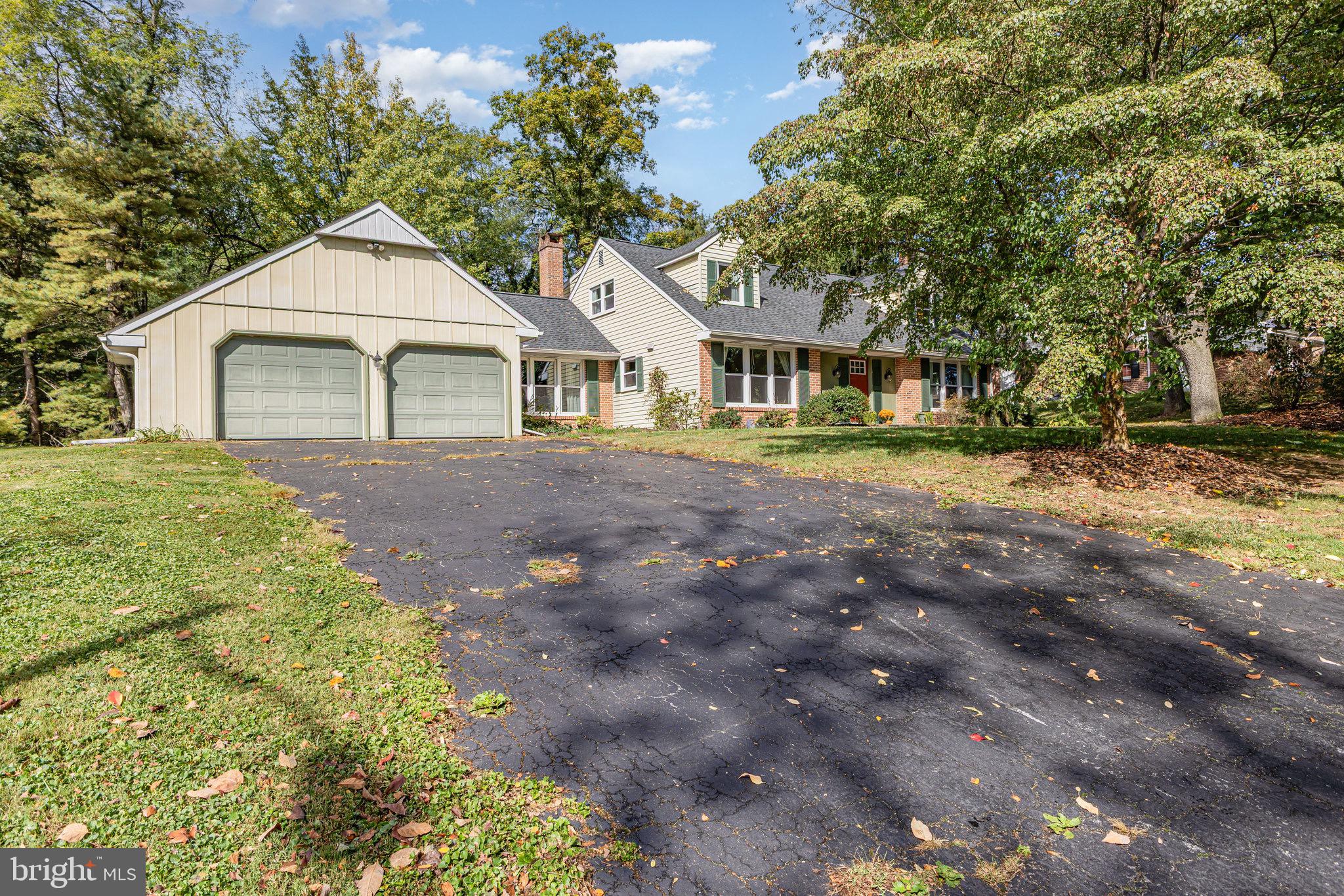 171 WESTVIEW DRIVE