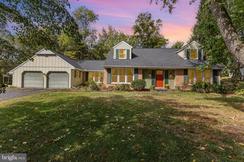 171 WESTVIEW DRIVE ELIZABETHTOWN PA 17022
