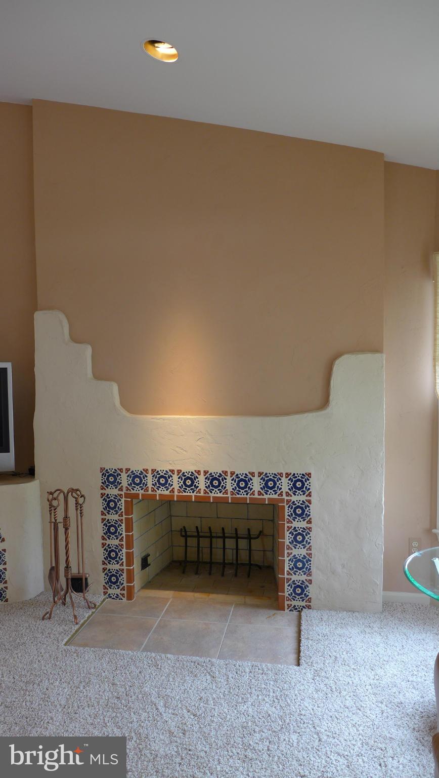 COURTYARD AT GREENE TREE - Residential