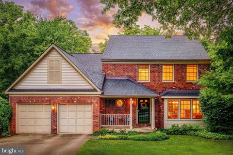 13145 LADYBANK LANE HERNDON VA 20171