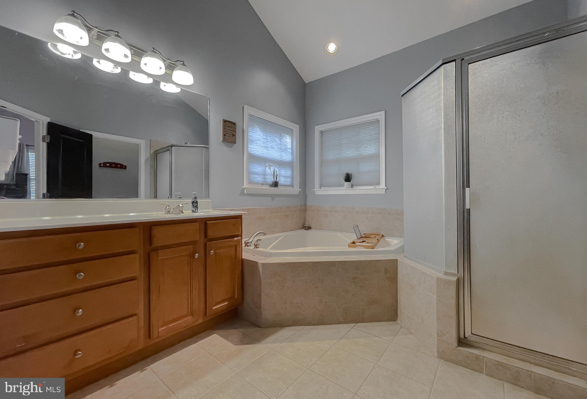 TALL TIMBERS - Residential