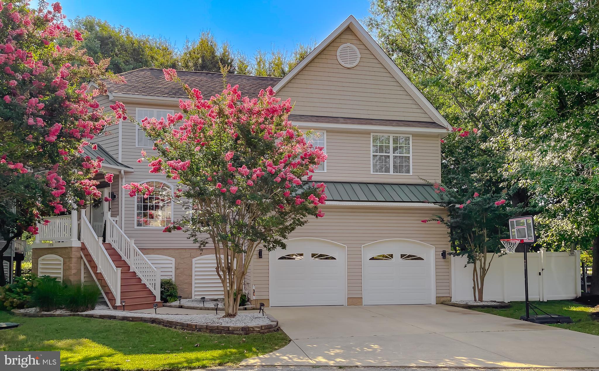 TALL TIMBERS - Residential