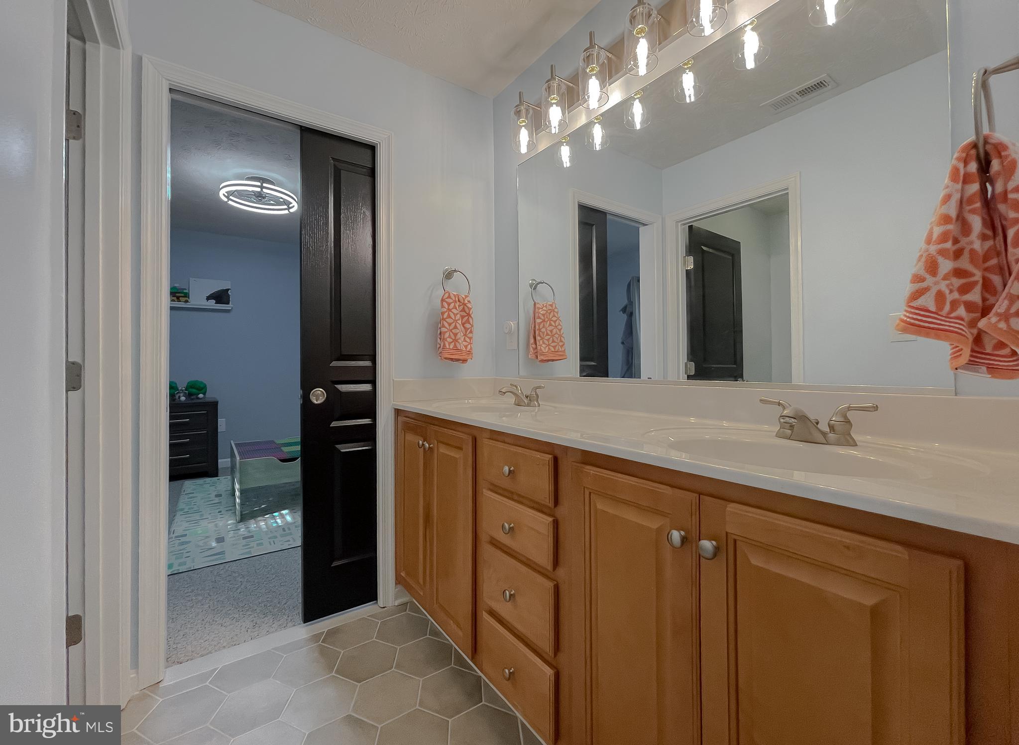 TALL TIMBERS - Residential