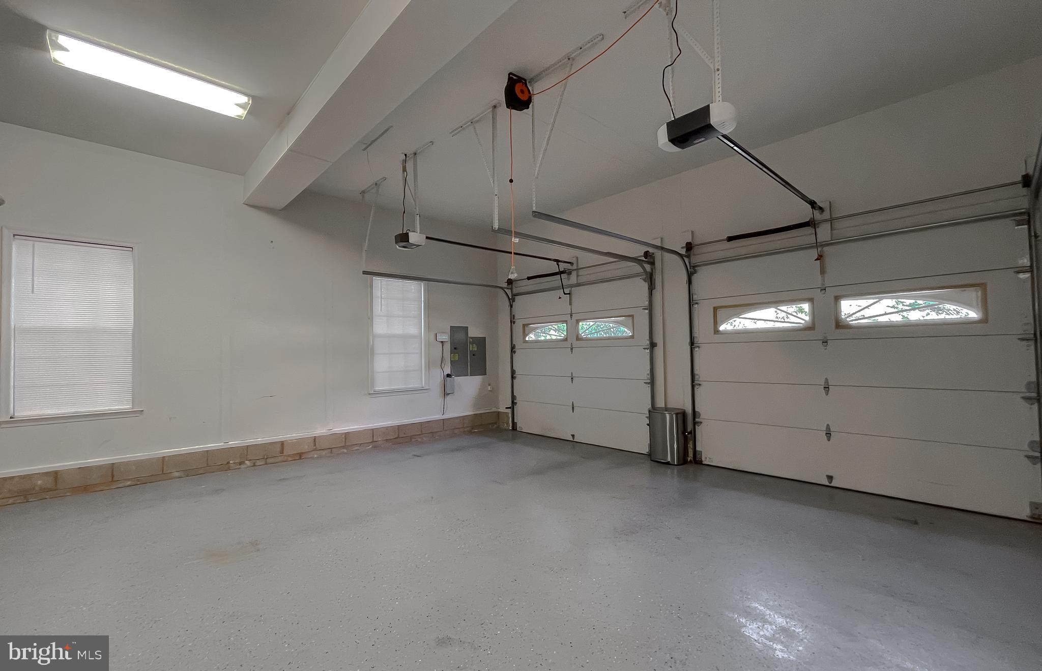 TALL TIMBERS - Residential