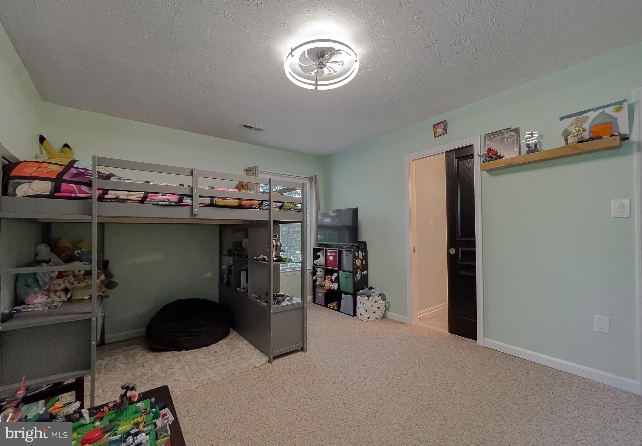 TALL TIMBERS - Residential