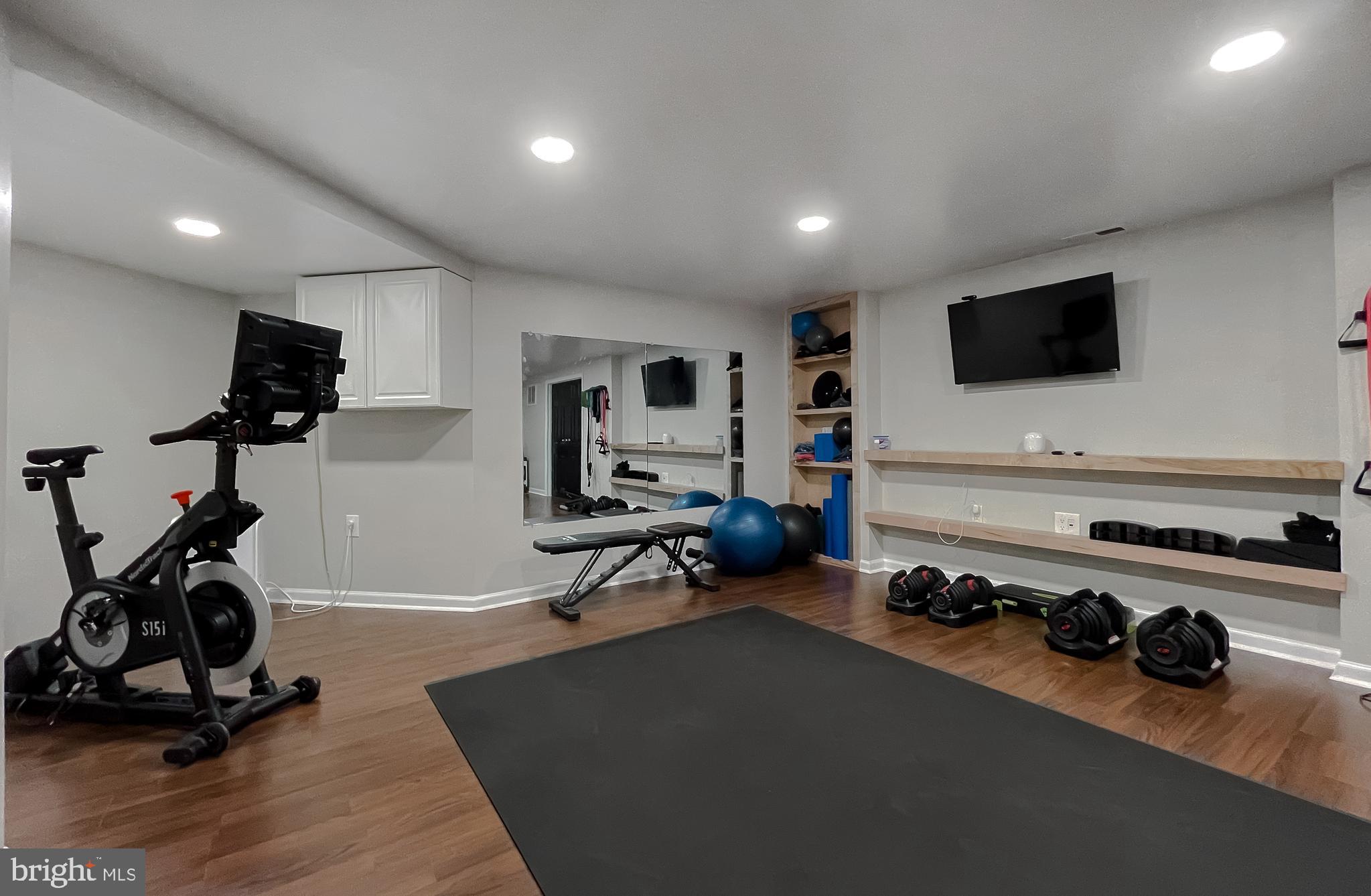 TALL TIMBERS - Residential