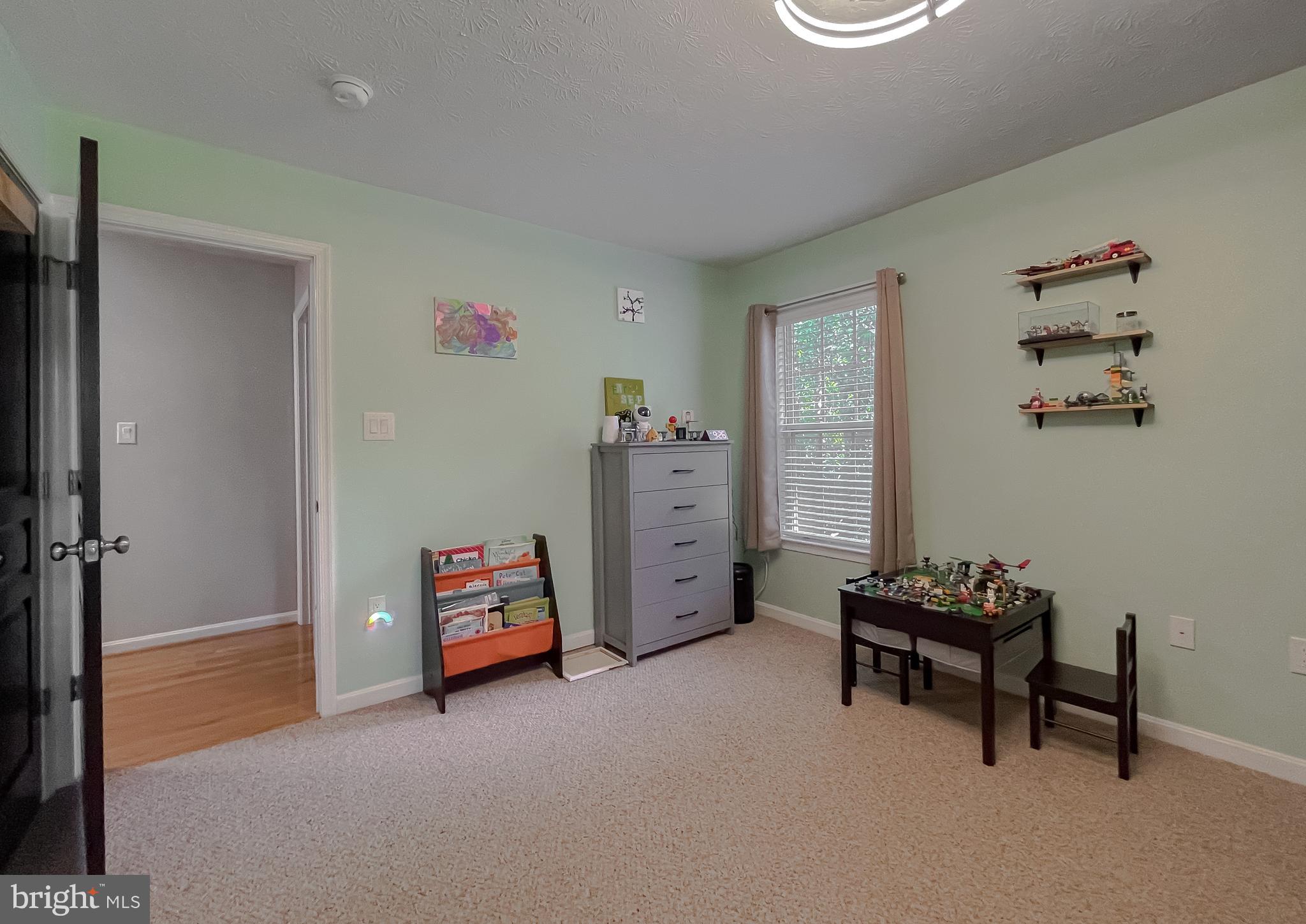 TALL TIMBERS - Residential