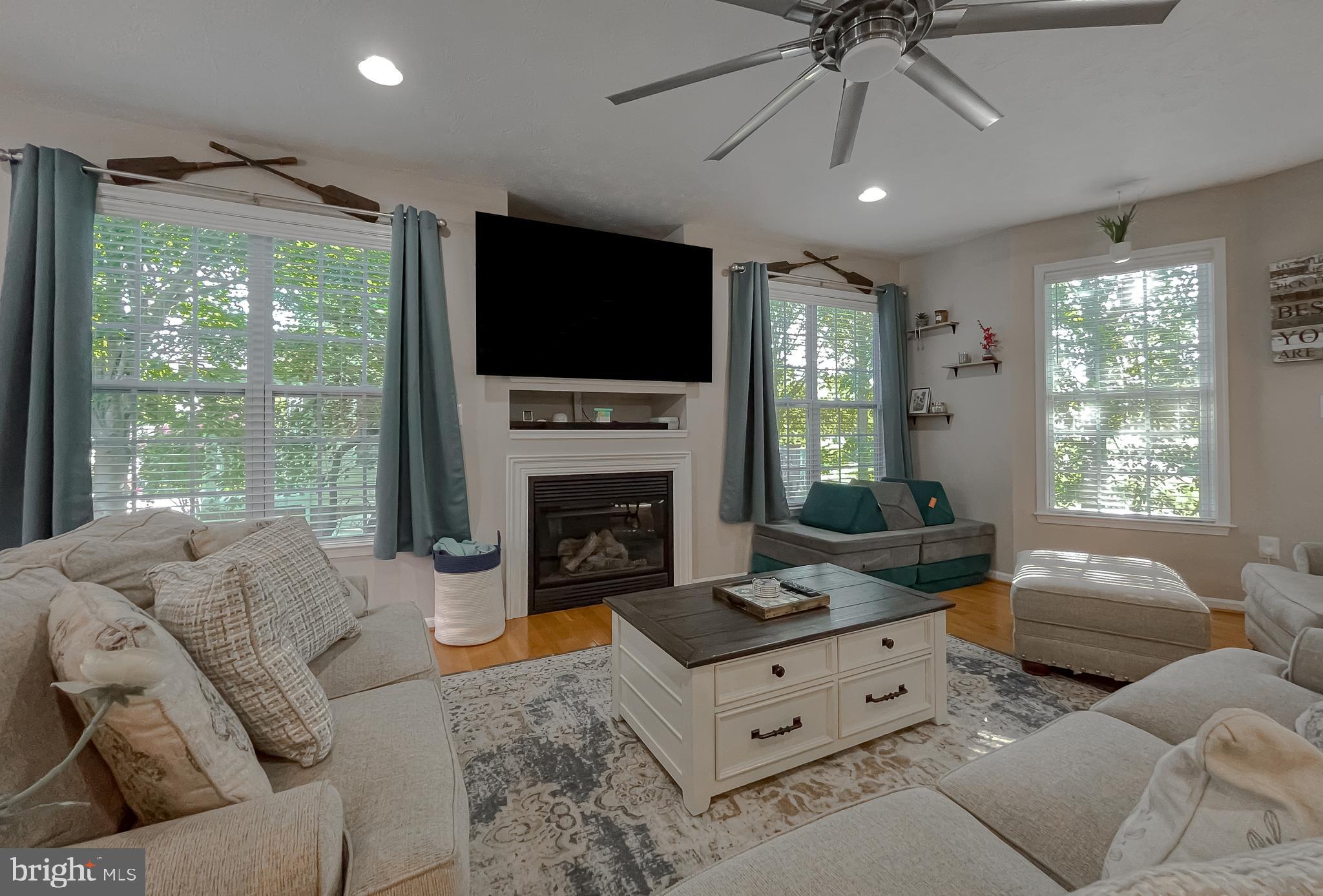 TALL TIMBERS - Residential