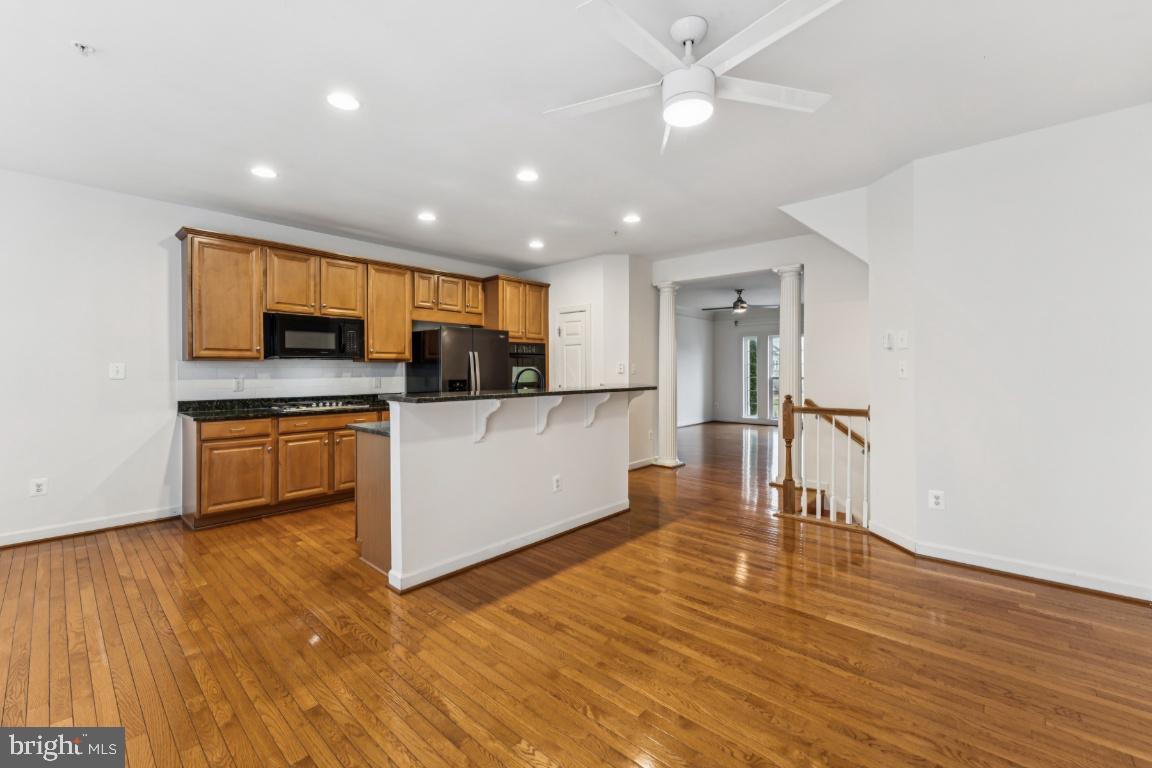 VILLAGES OF URBANA - Residential Lease