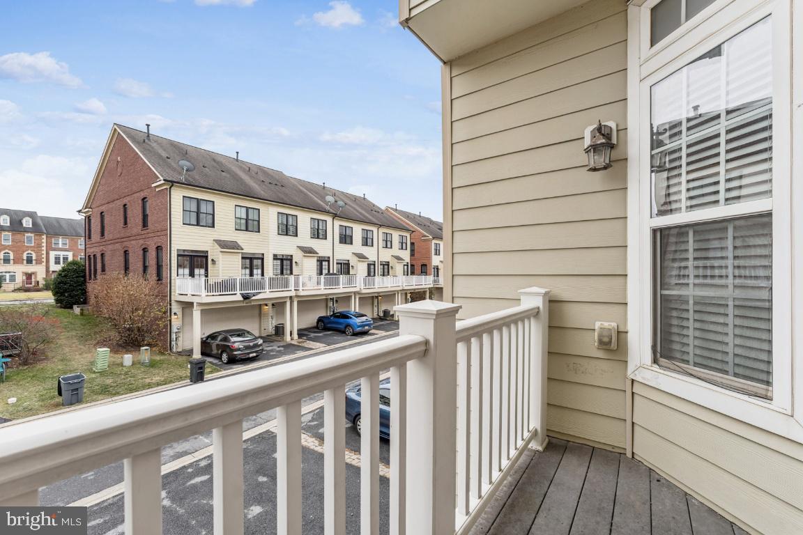 VILLAGES OF URBANA - Residential Lease