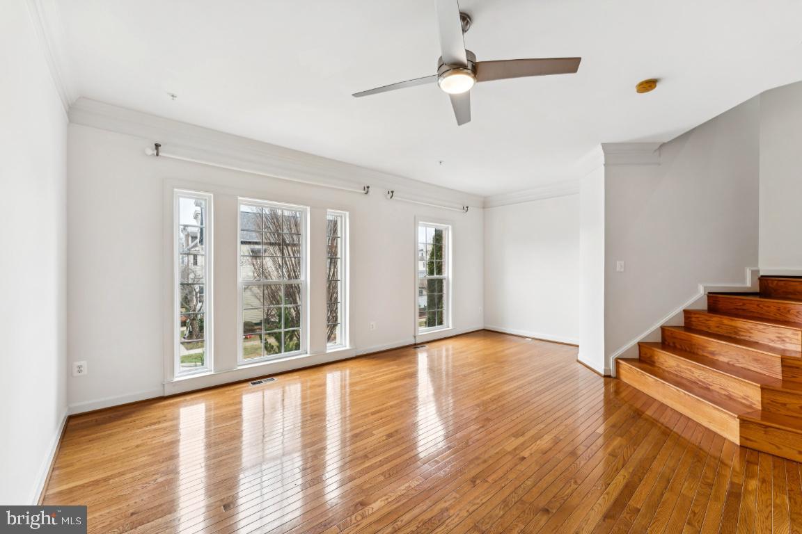 VILLAGES OF URBANA - Residential Lease