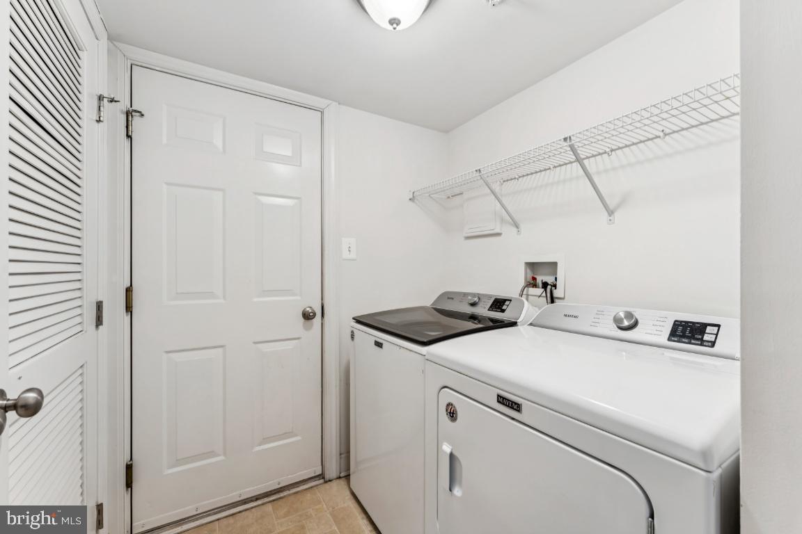 VILLAGES OF URBANA - Residential Lease