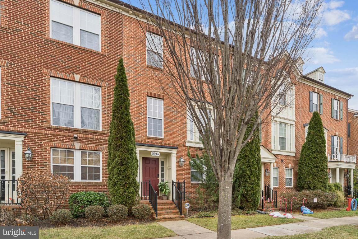 VILLAGES OF URBANA - Residential Lease