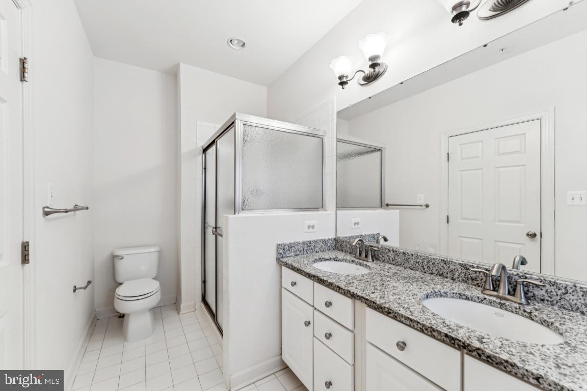 VILLAGES OF URBANA - Residential Lease