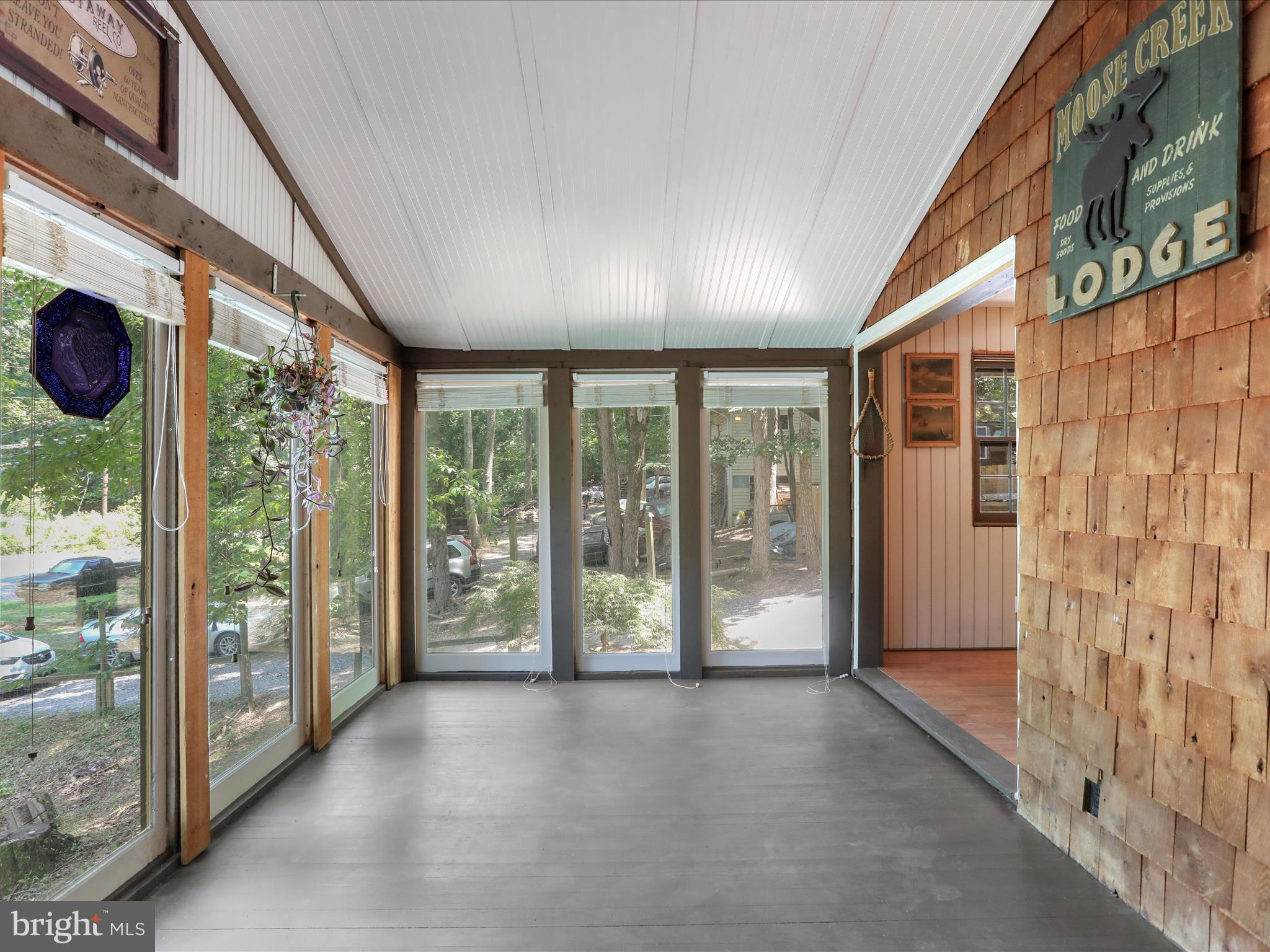 SHANNONDALE - Residential