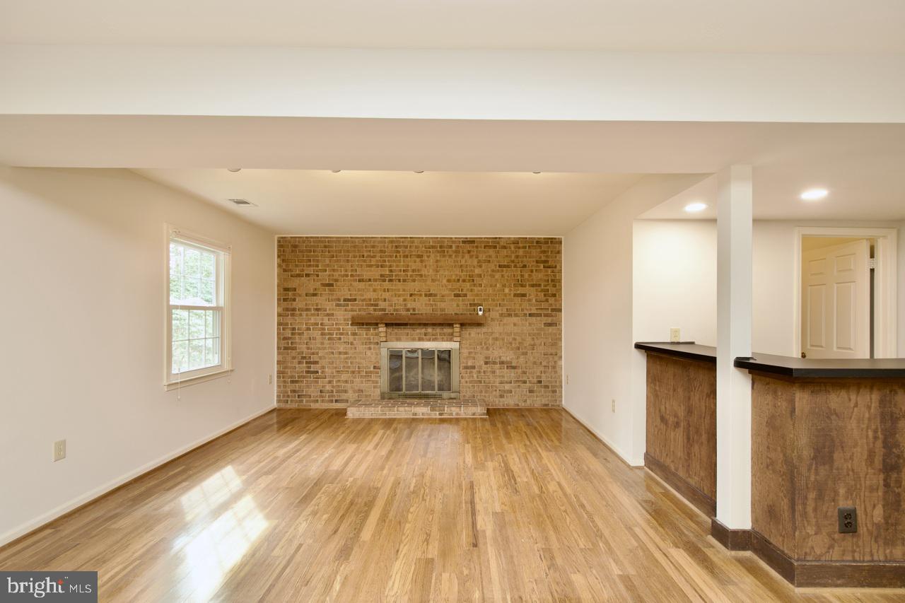 GEORGE MASON FOREST - Residential