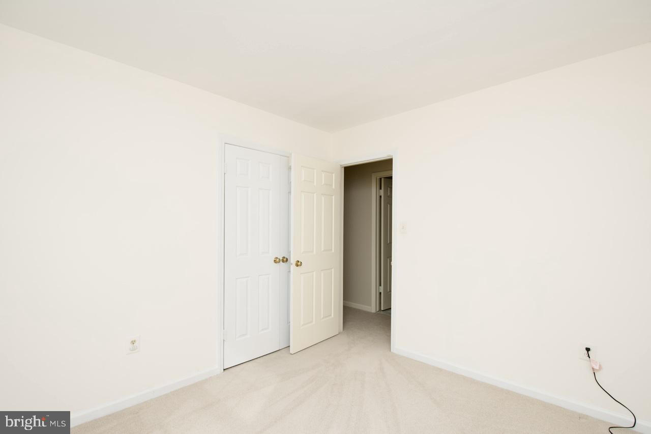 GEORGE MASON FOREST - Residential