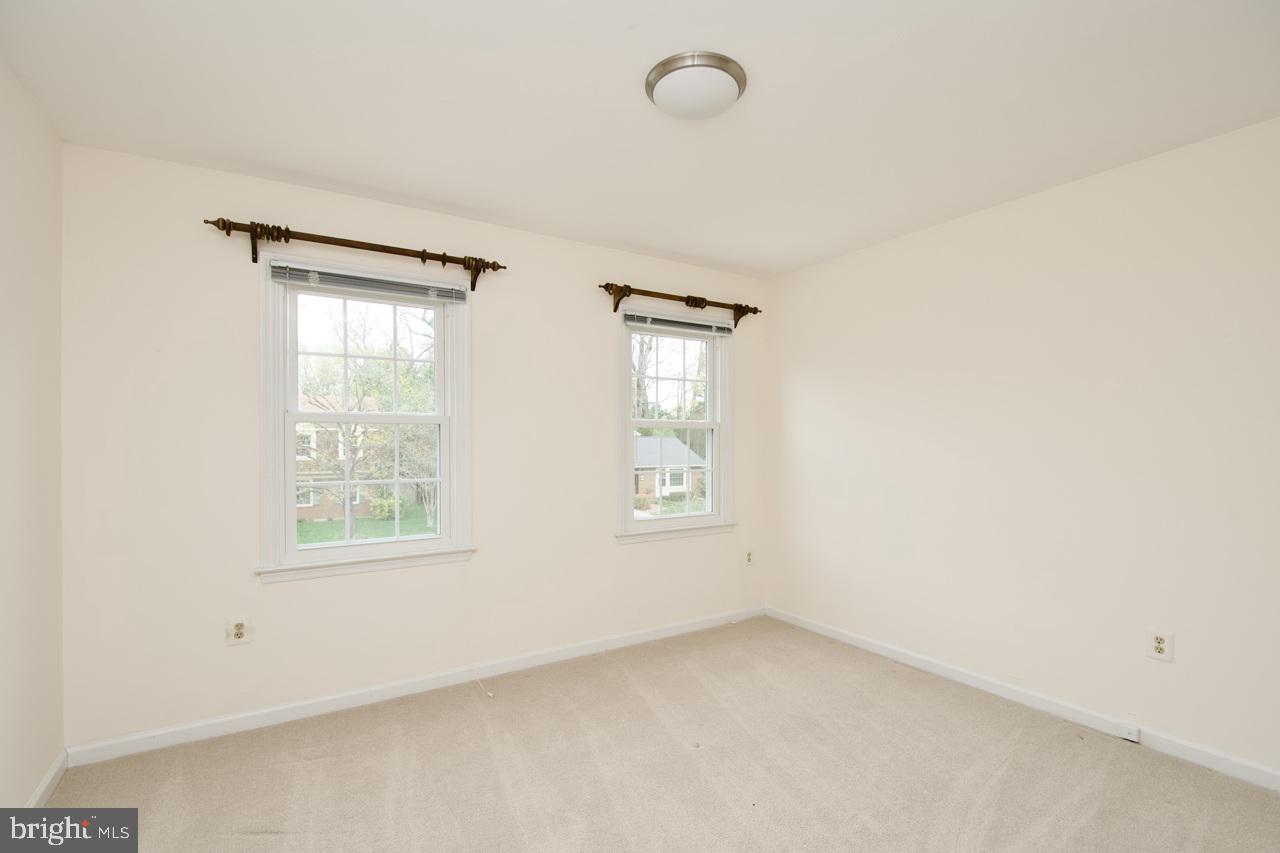 GEORGE MASON FOREST - Residential