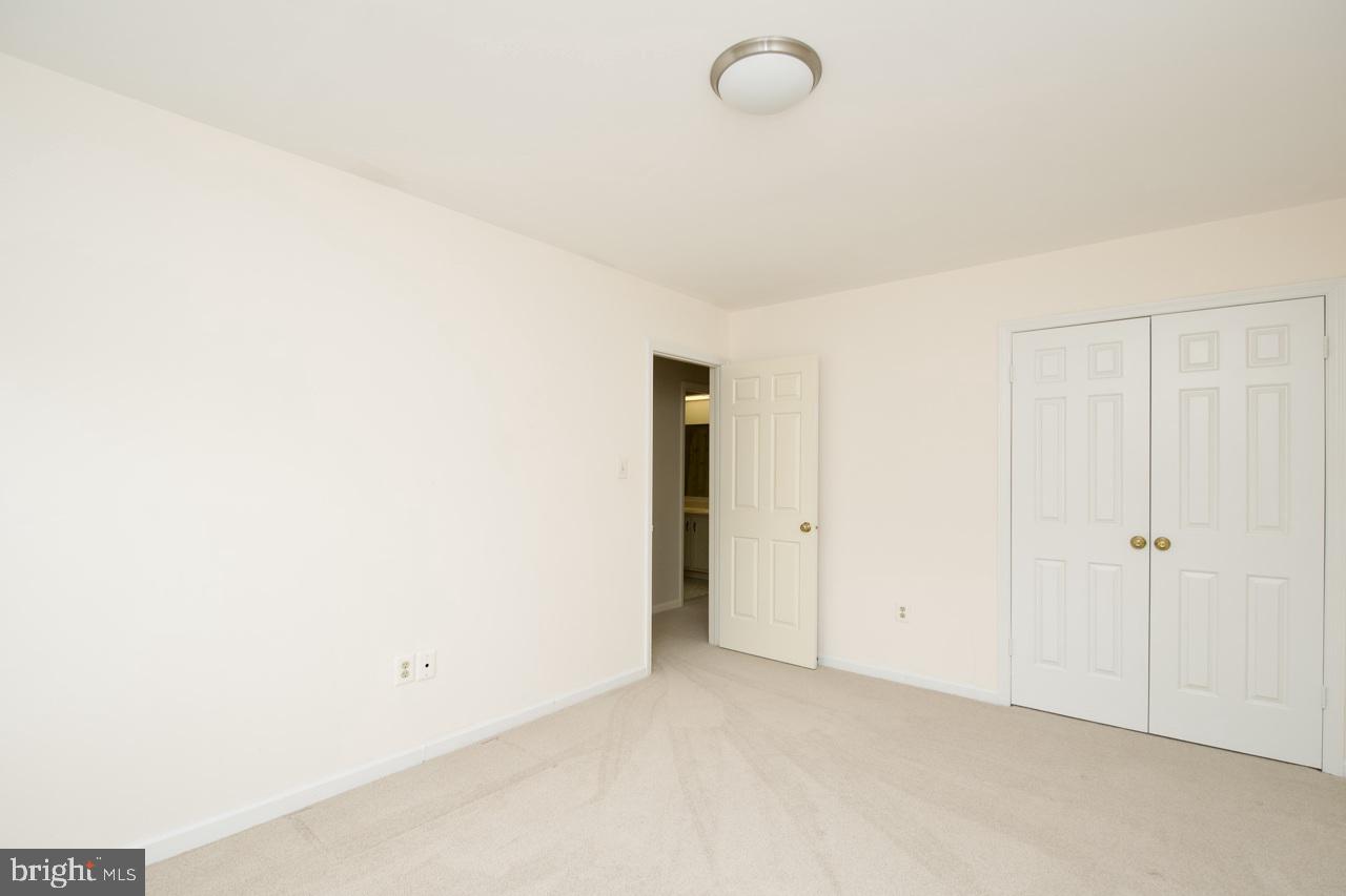 GEORGE MASON FOREST - Residential