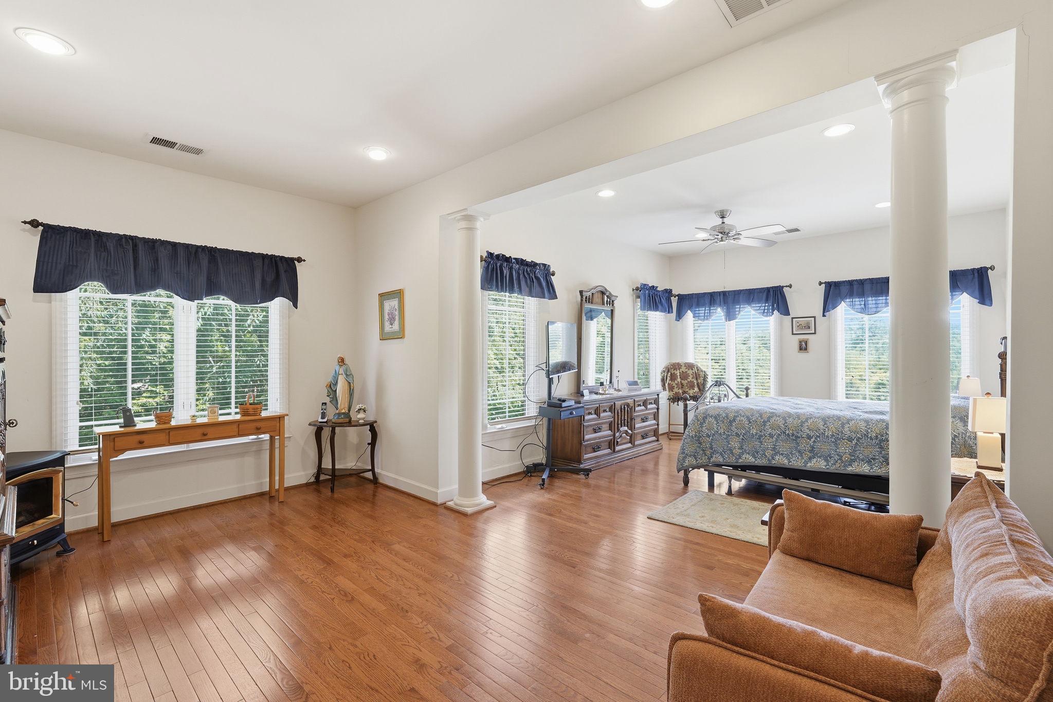 BRAMBLETON - Residential