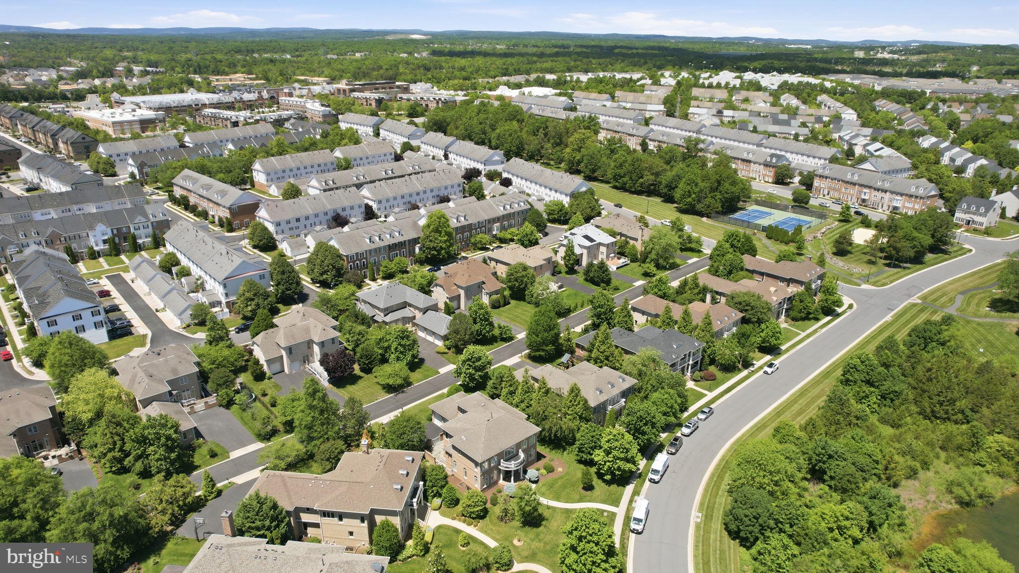 BRAMBLETON - Residential