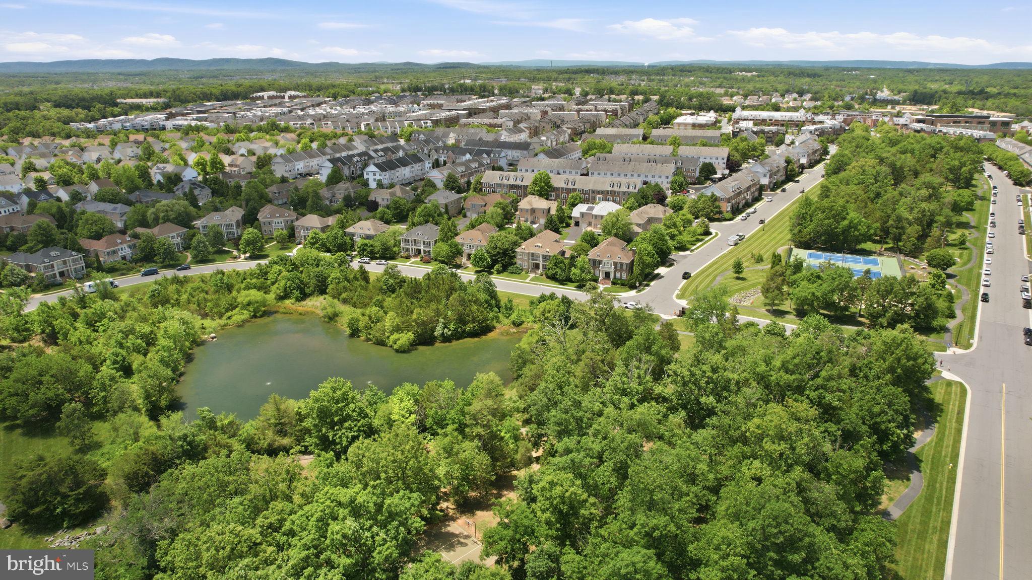 BRAMBLETON - Residential
