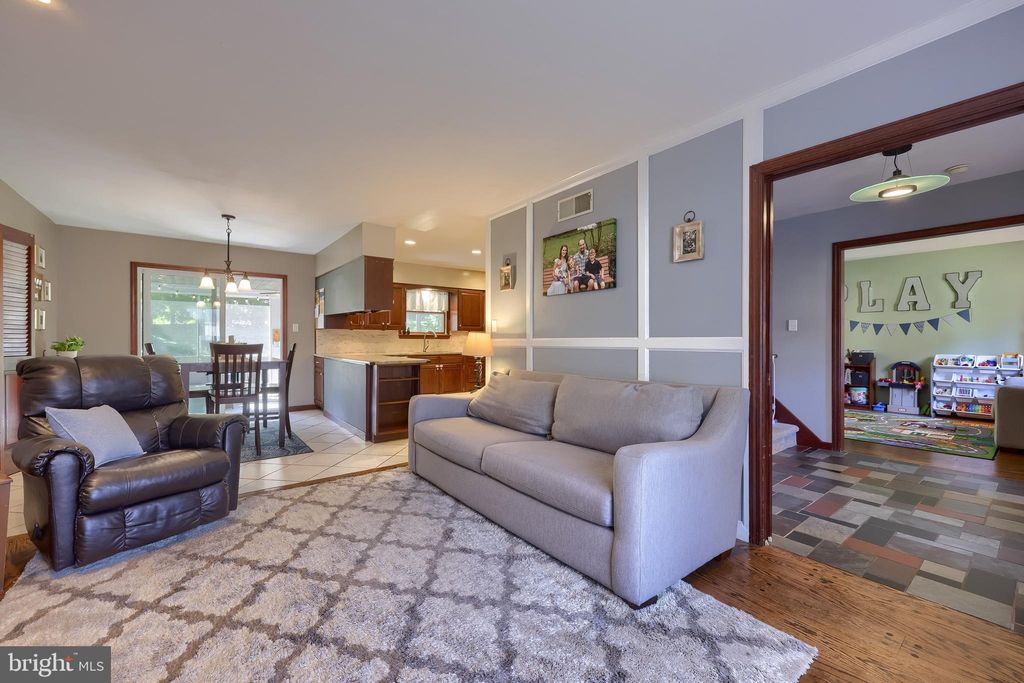 Photo of 1124 Colonial Road, LANCASTER, PA 17603 (MLS # PALA2078438)