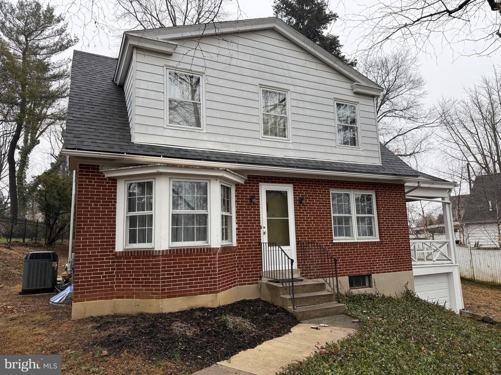 Photo of 411 N 4th Street, LEMOYNE, PA 17043 (MLS # PACB2049632)