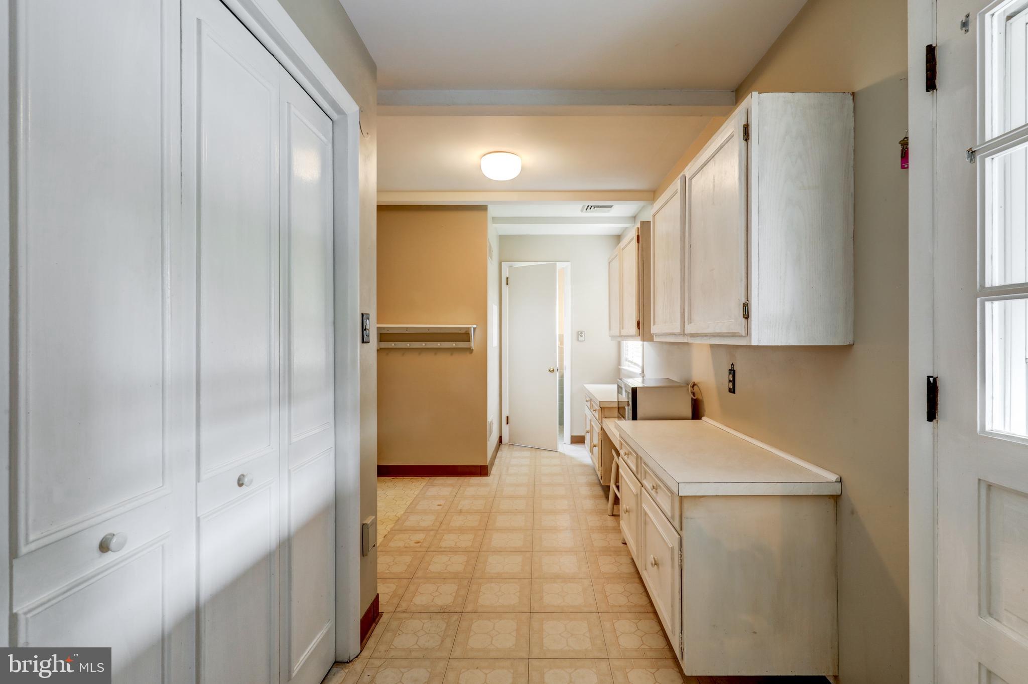 HIGHLAND ACRES - Residential