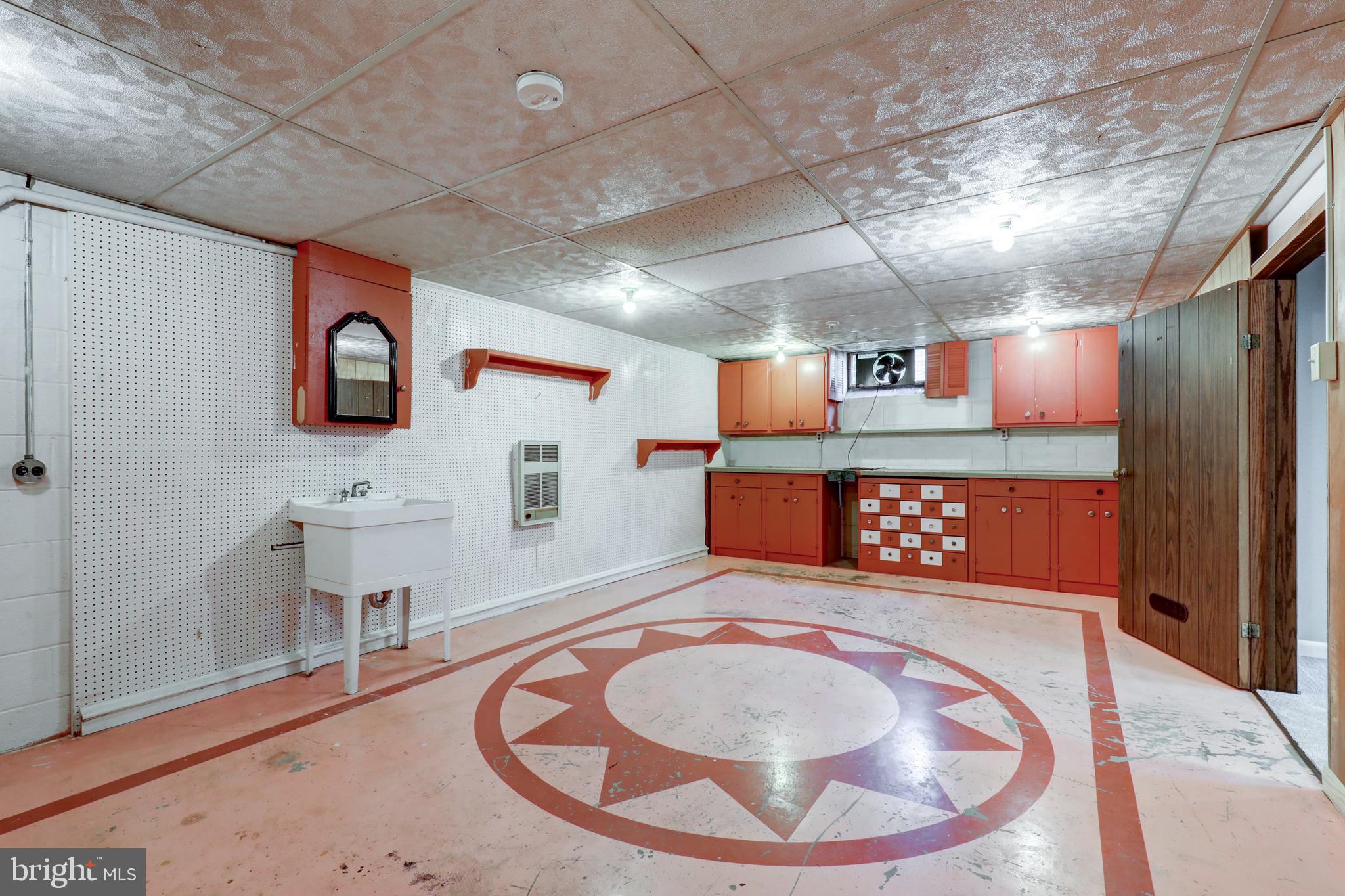 HIGHLAND ACRES - Residential