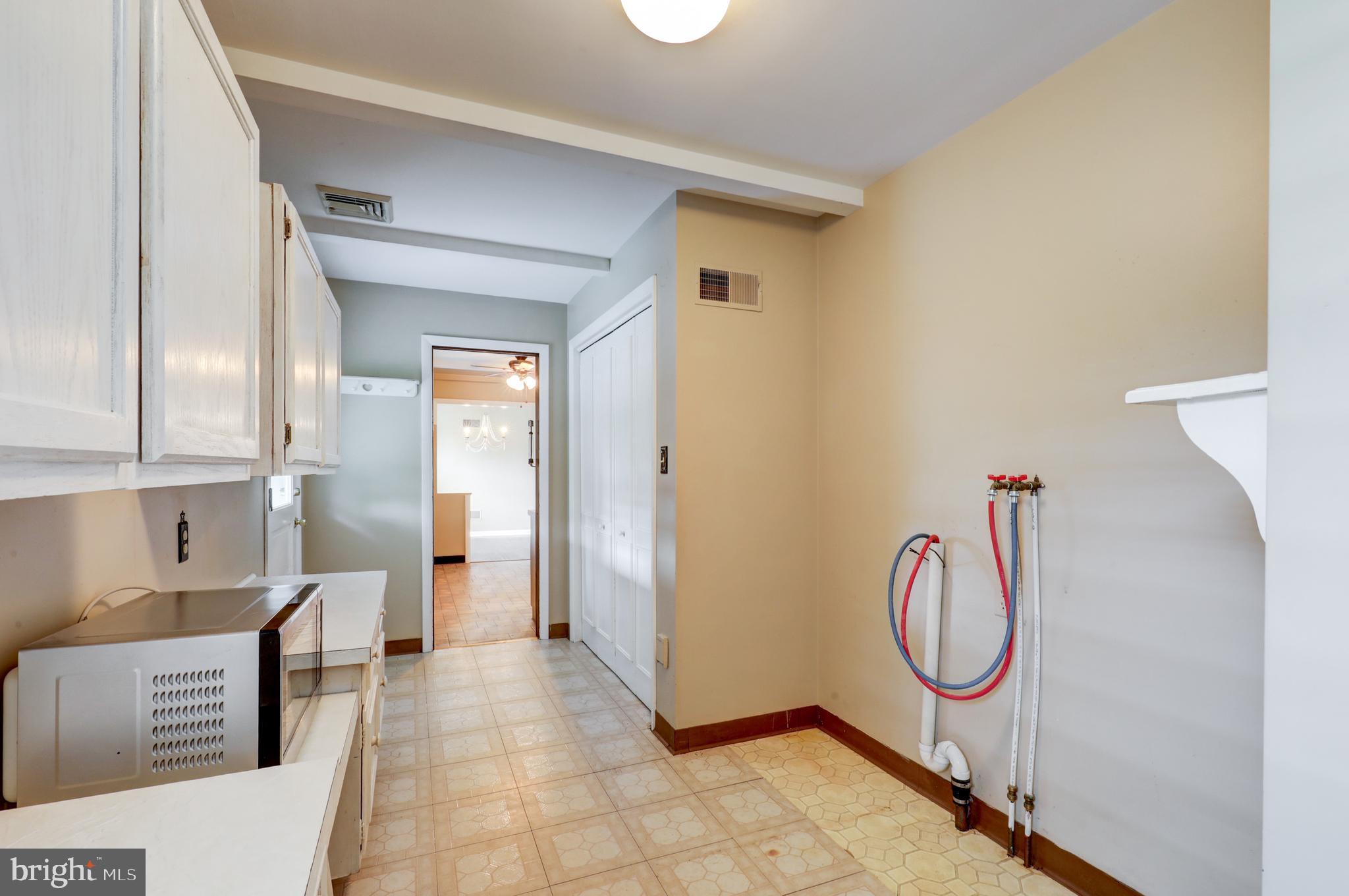 HIGHLAND ACRES - Residential