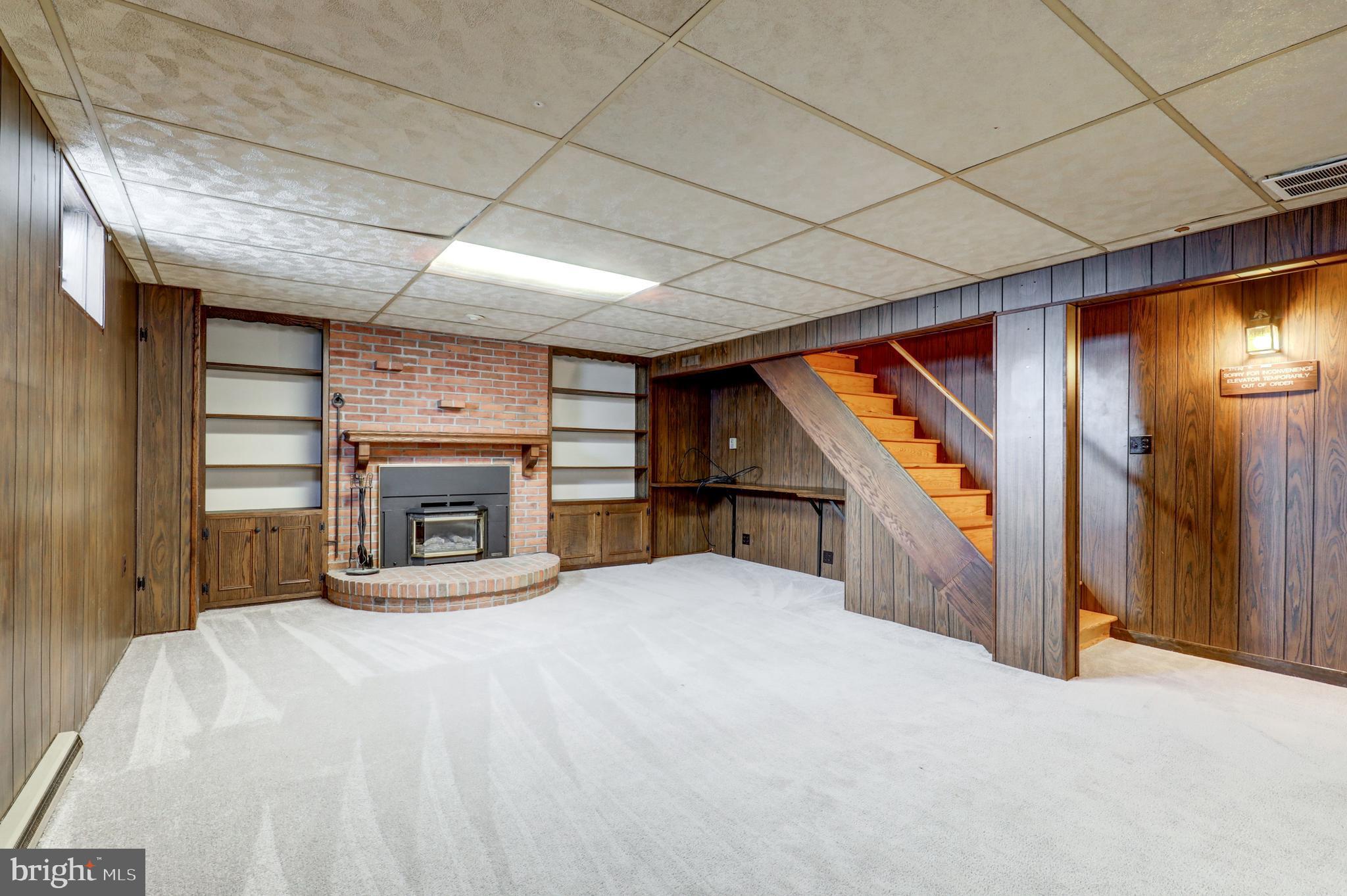 HIGHLAND ACRES - Residential