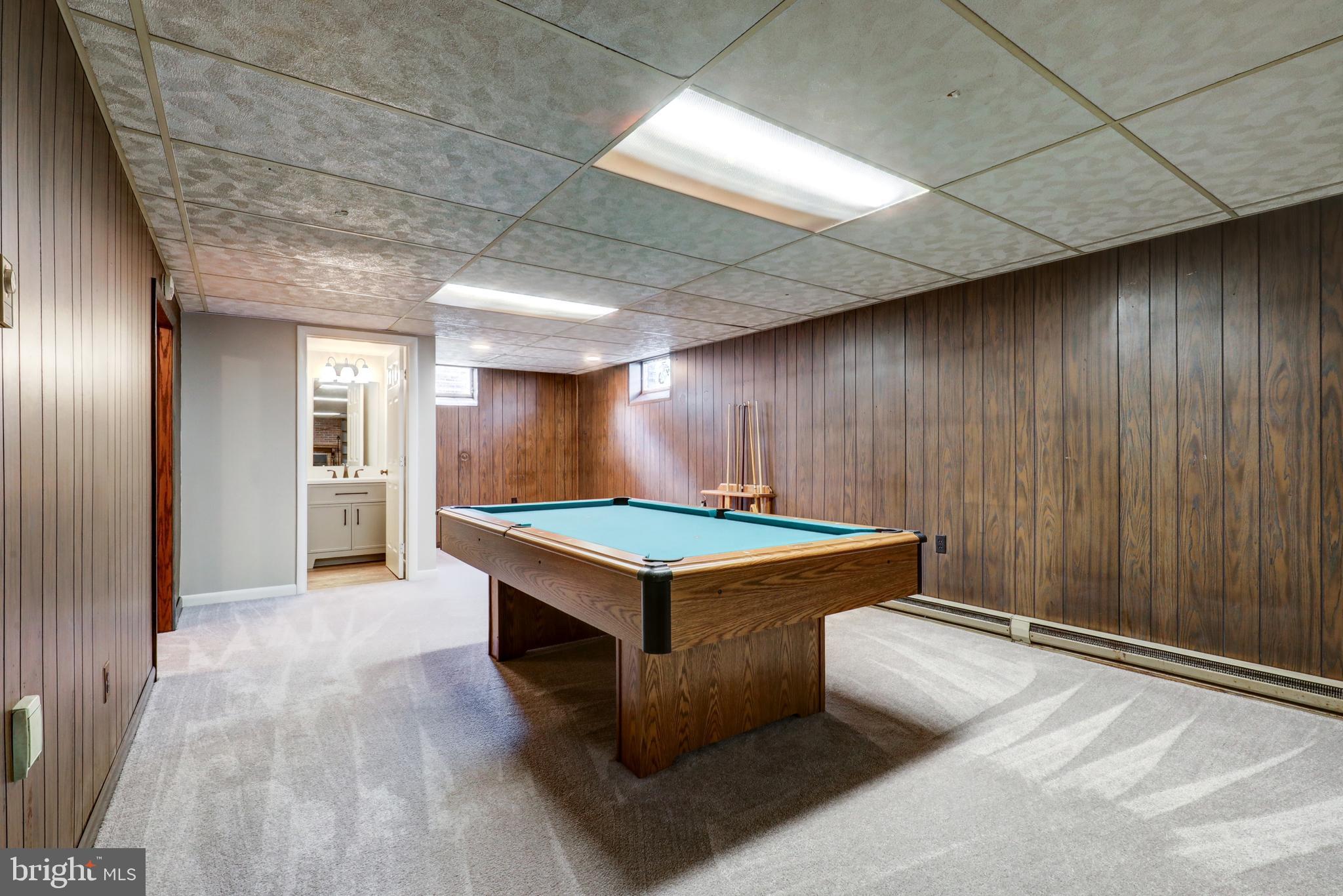 HIGHLAND ACRES - Residential