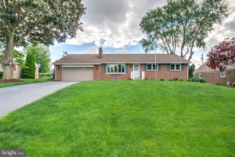45 HOMESTEAD DRIVE LANCASTER PA 17602