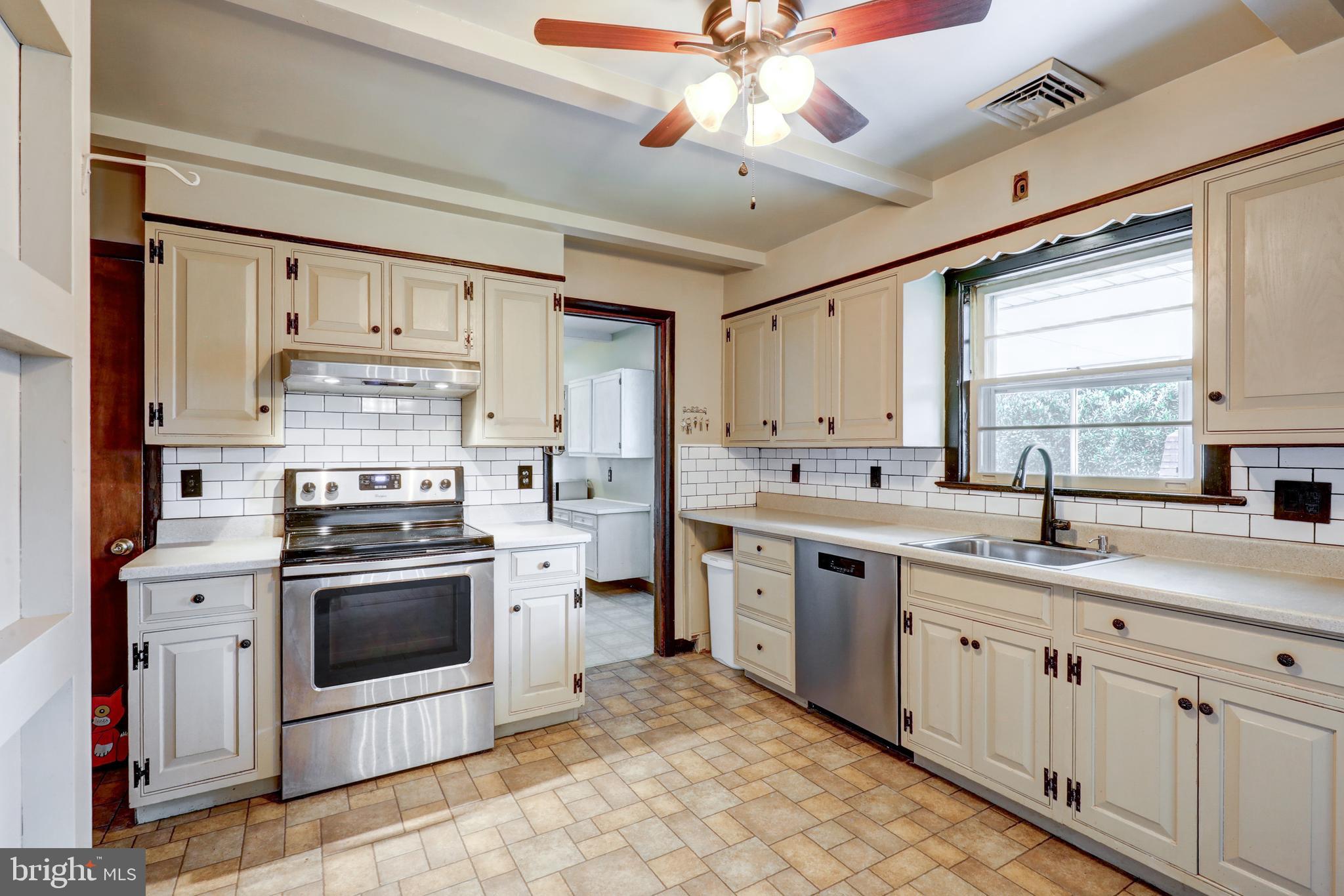 HIGHLAND ACRES - Residential