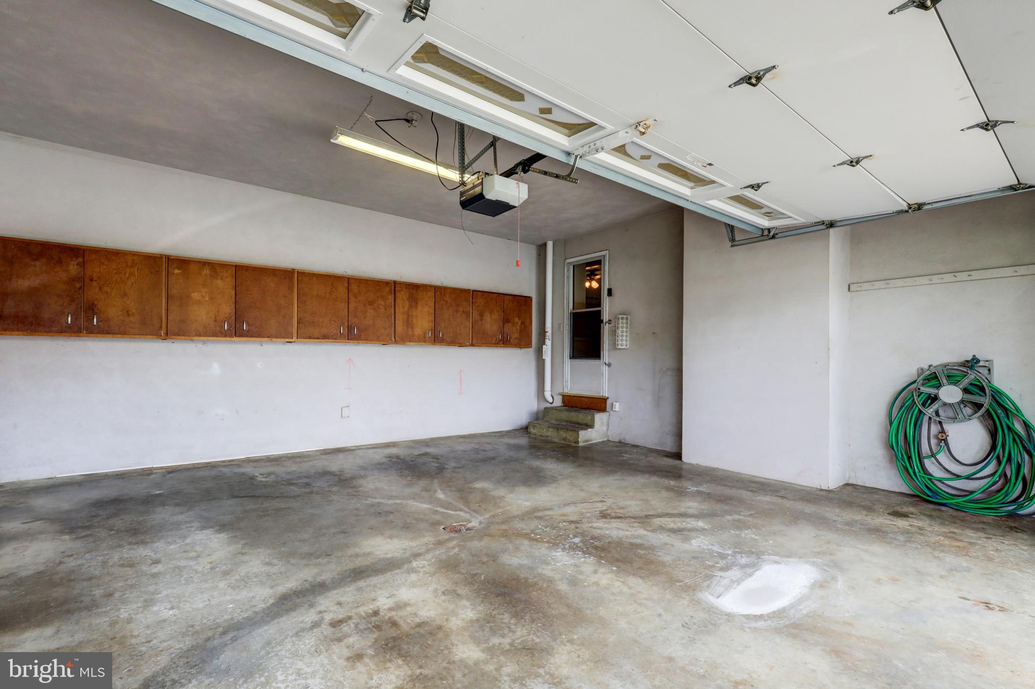 HIGHLAND ACRES - Residential