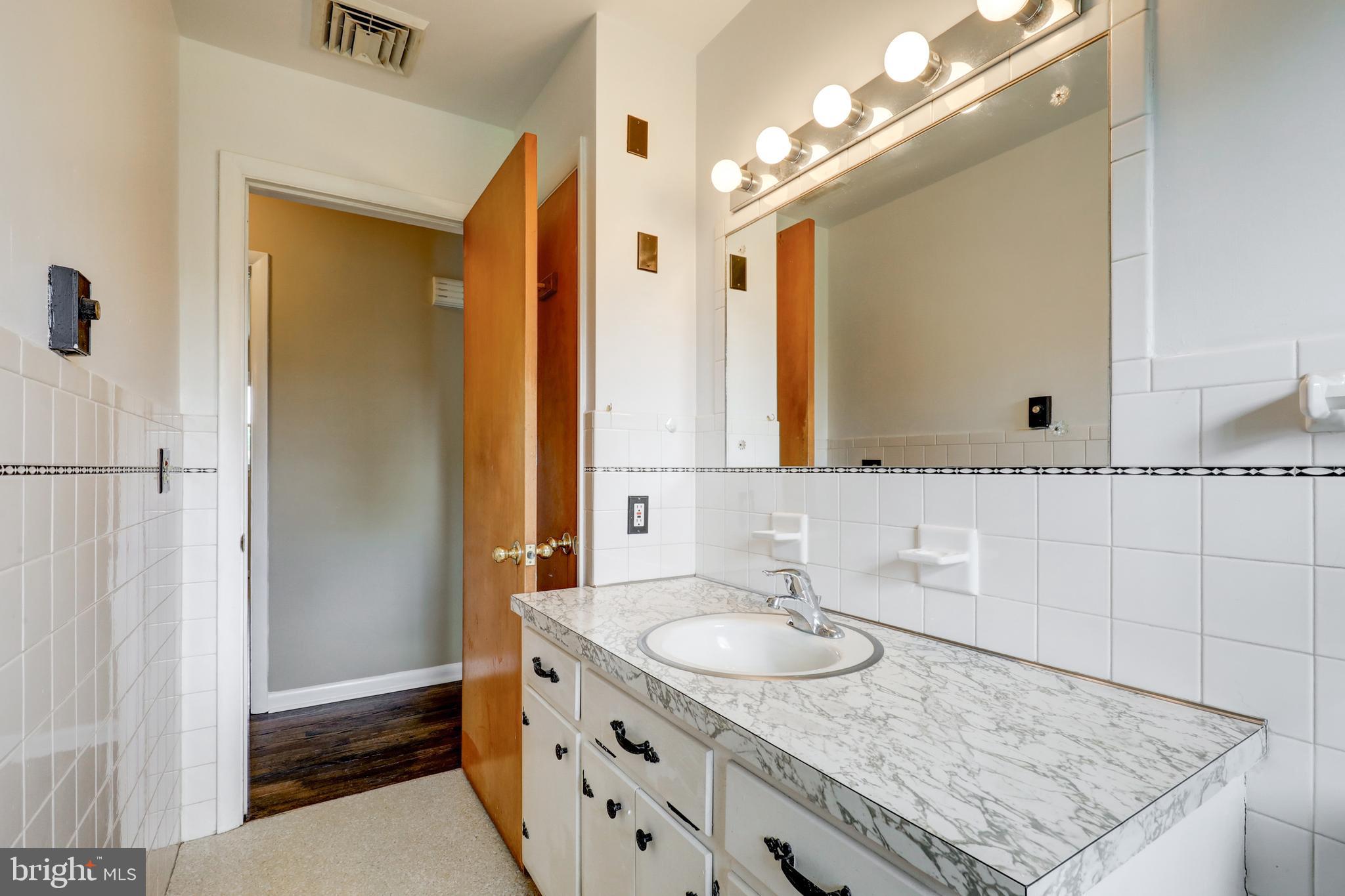 HIGHLAND ACRES - Residential