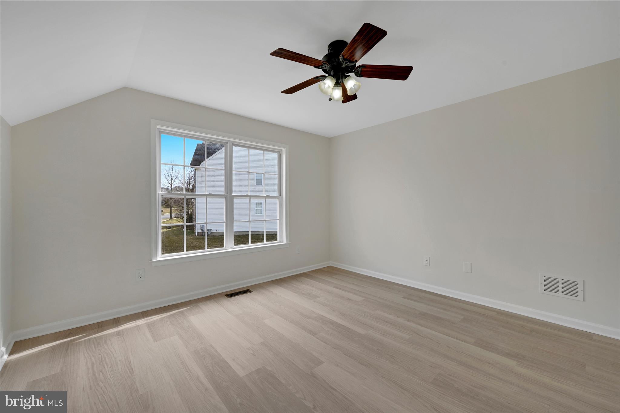 MANCHESTER FARMS - Residential