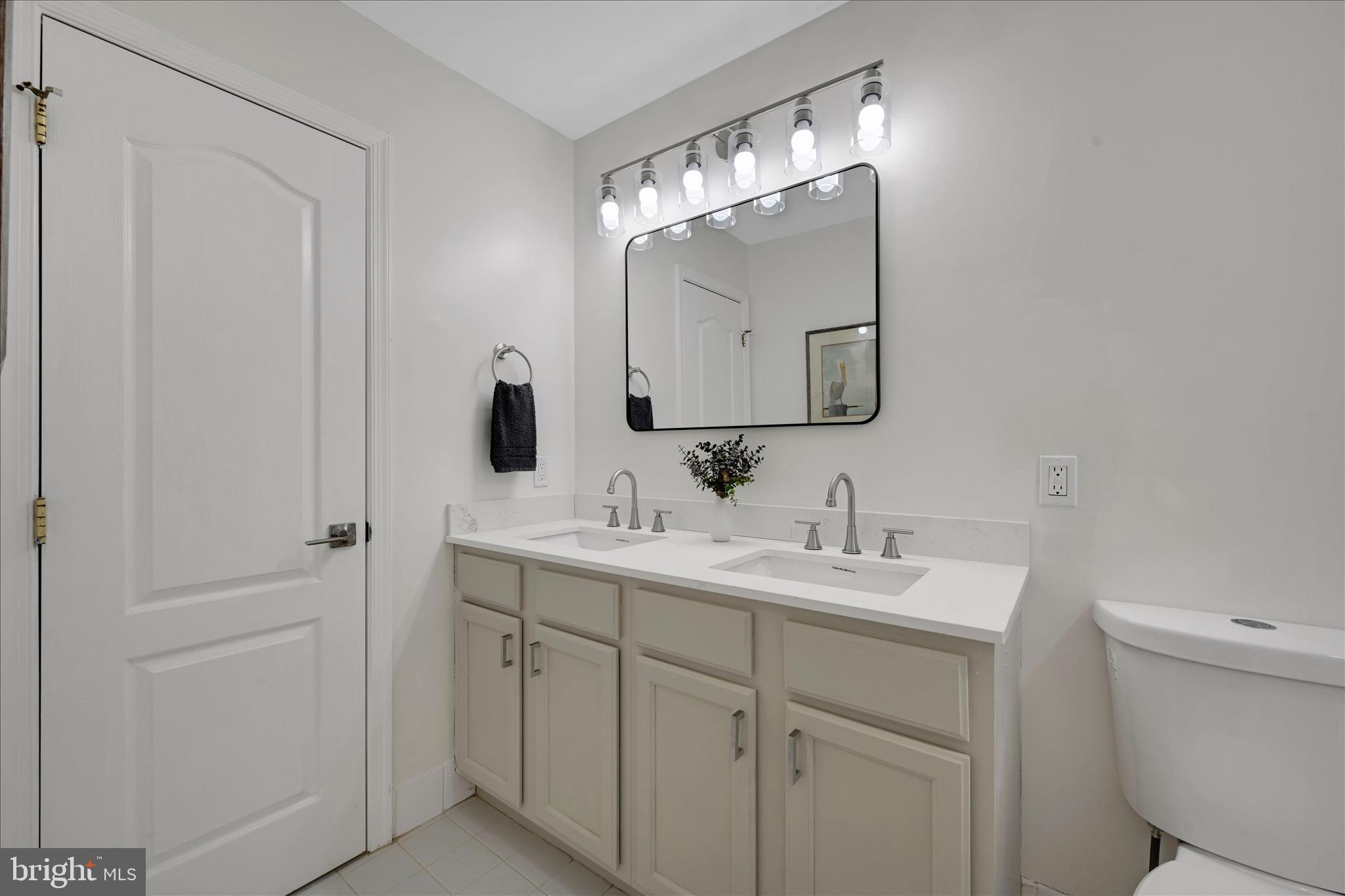 MANCHESTER FARMS - Residential