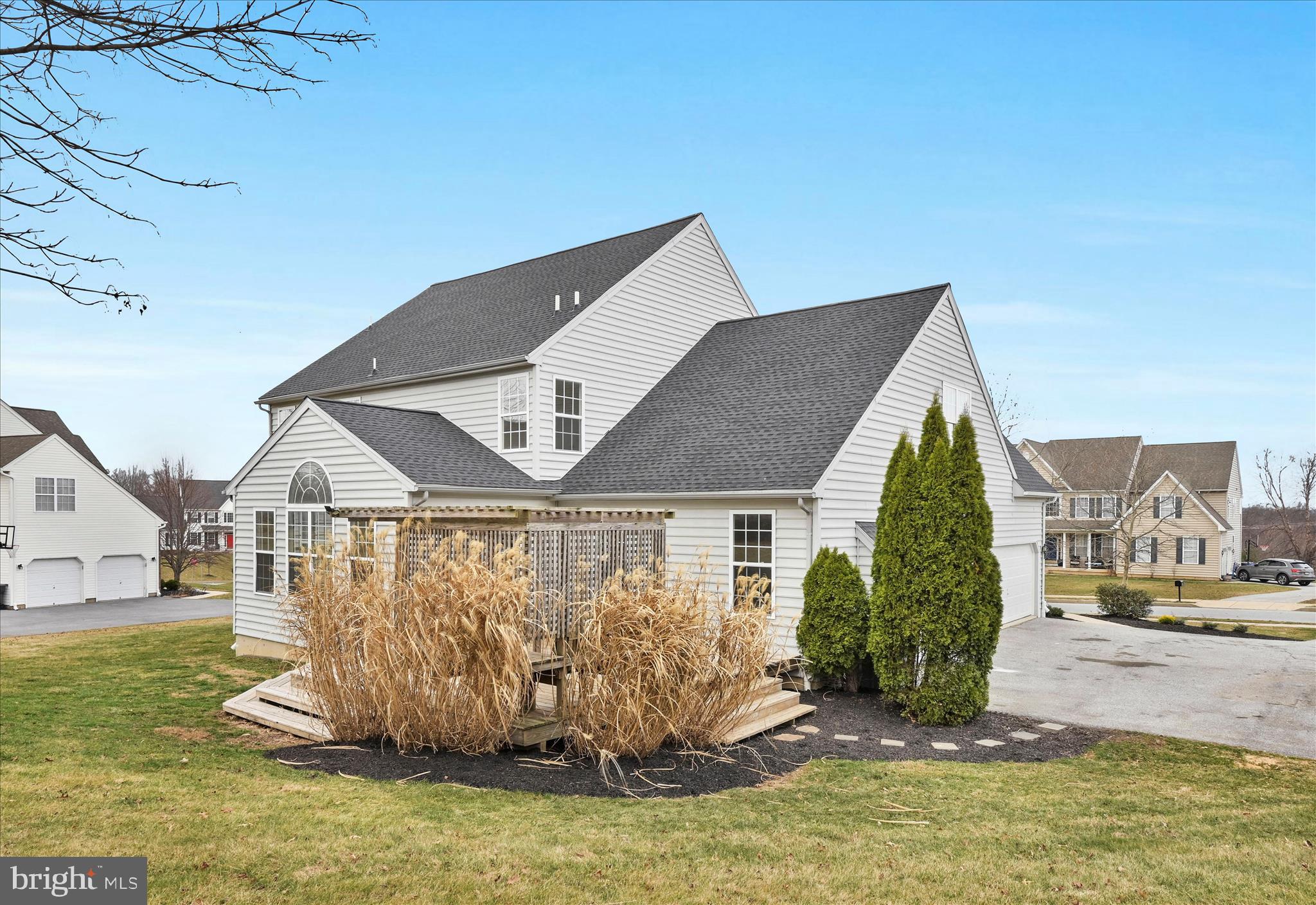 MANCHESTER FARMS - Residential