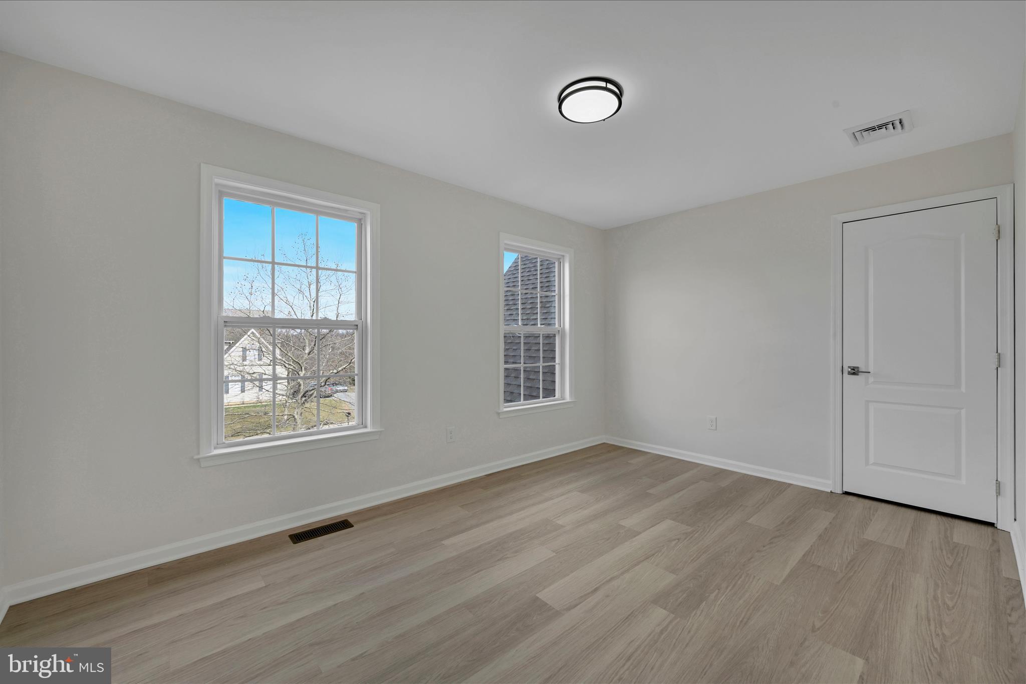 MANCHESTER FARMS - Residential