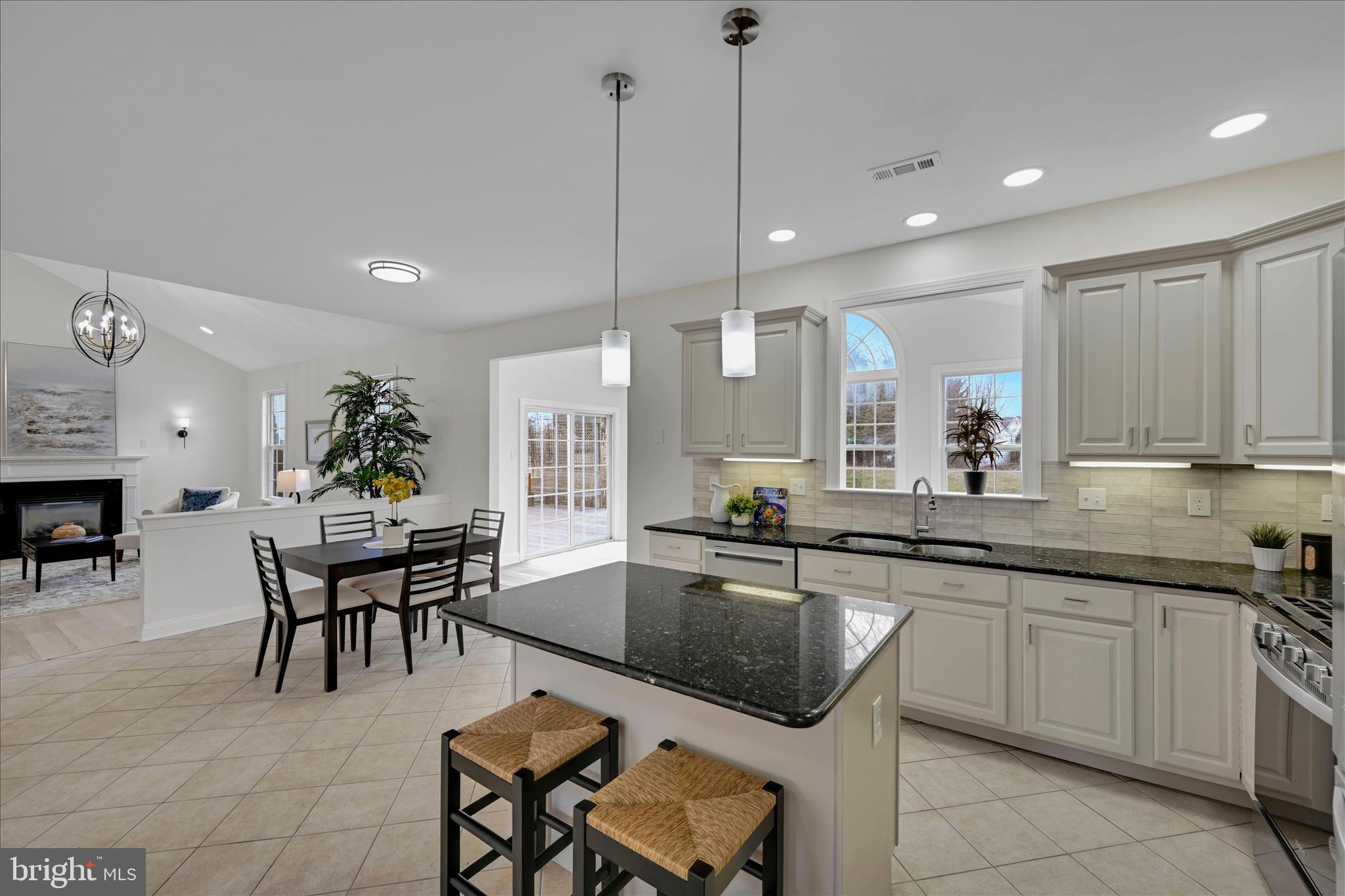 MANCHESTER FARMS - Residential