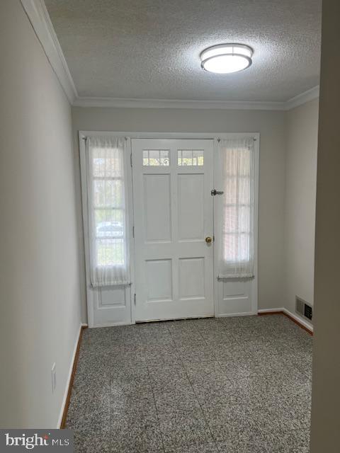 DUNN LORING WOODS - Residential Lease